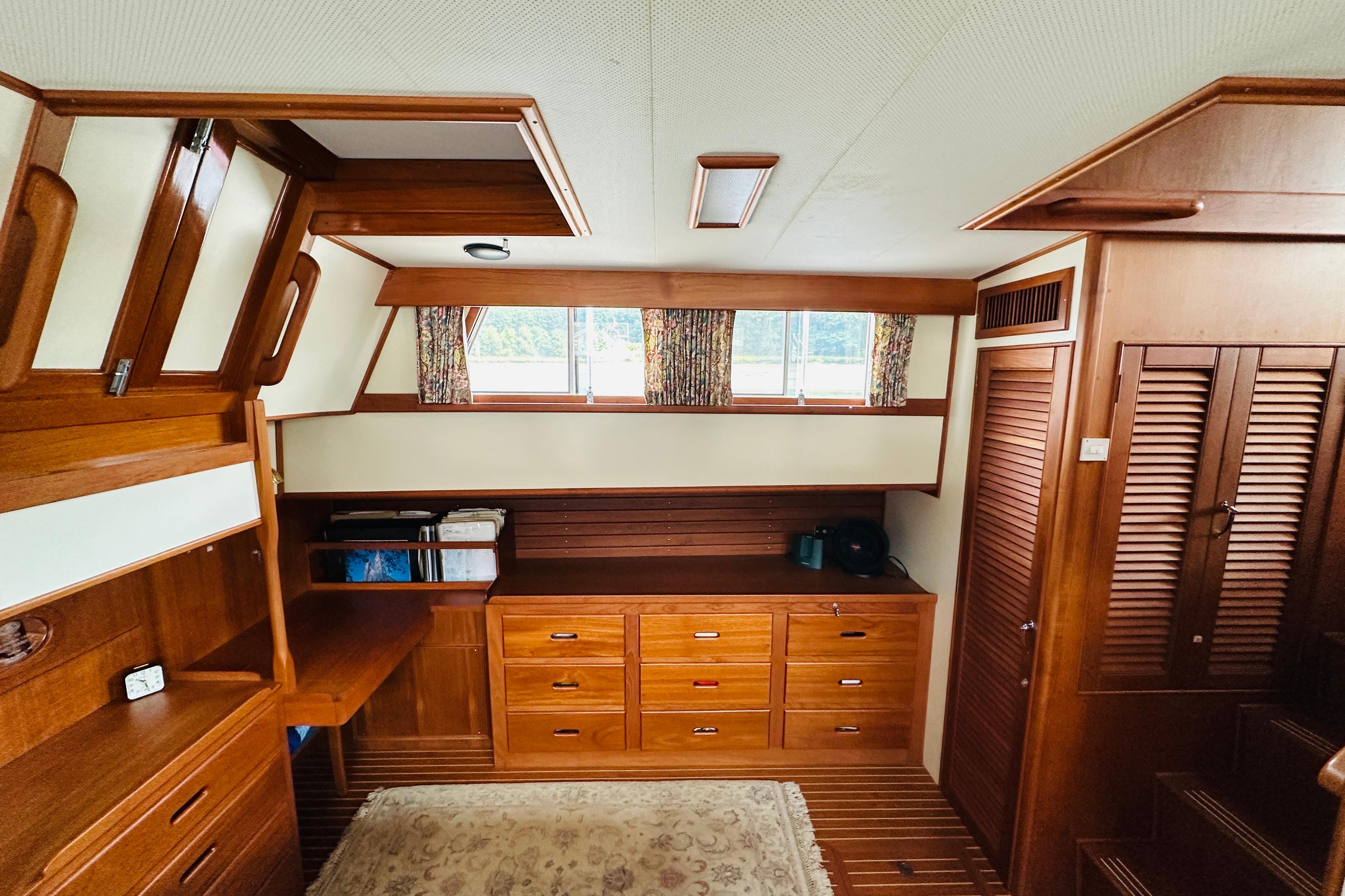 Grand Banks-49 Classic 1998-SORA ME-US-Interior of 1998 Grand Banks 49 Classic yacht with wooden cabinetry and natural light.-9826457 | Thumbnail