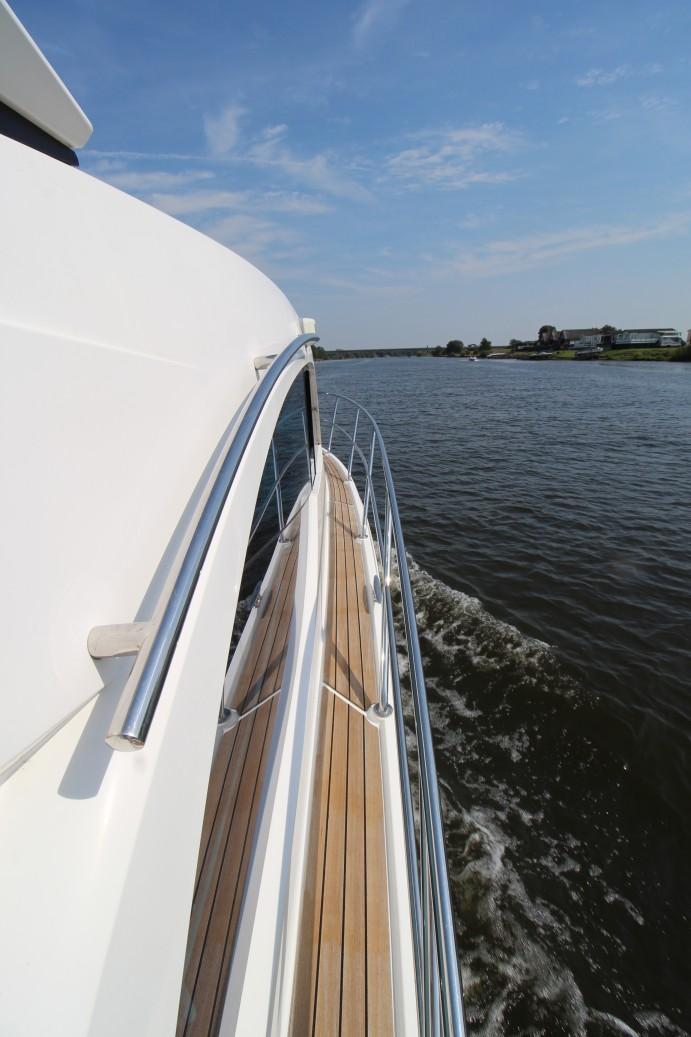 2007 Galeon 390 HT large 17