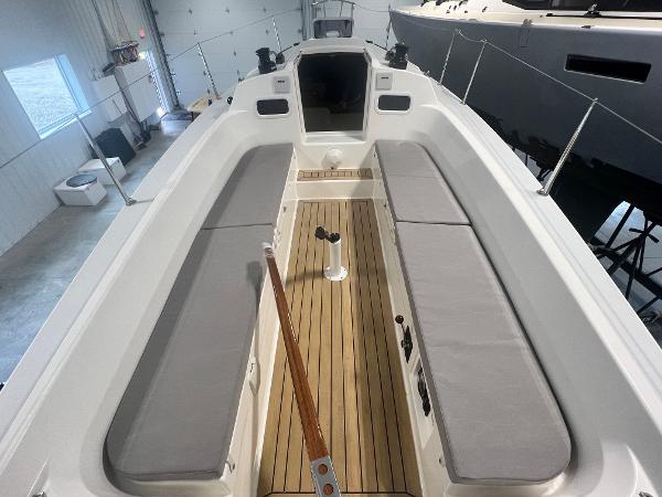 28' J Boats, Listing Number 100905339, - Photo No. 7
