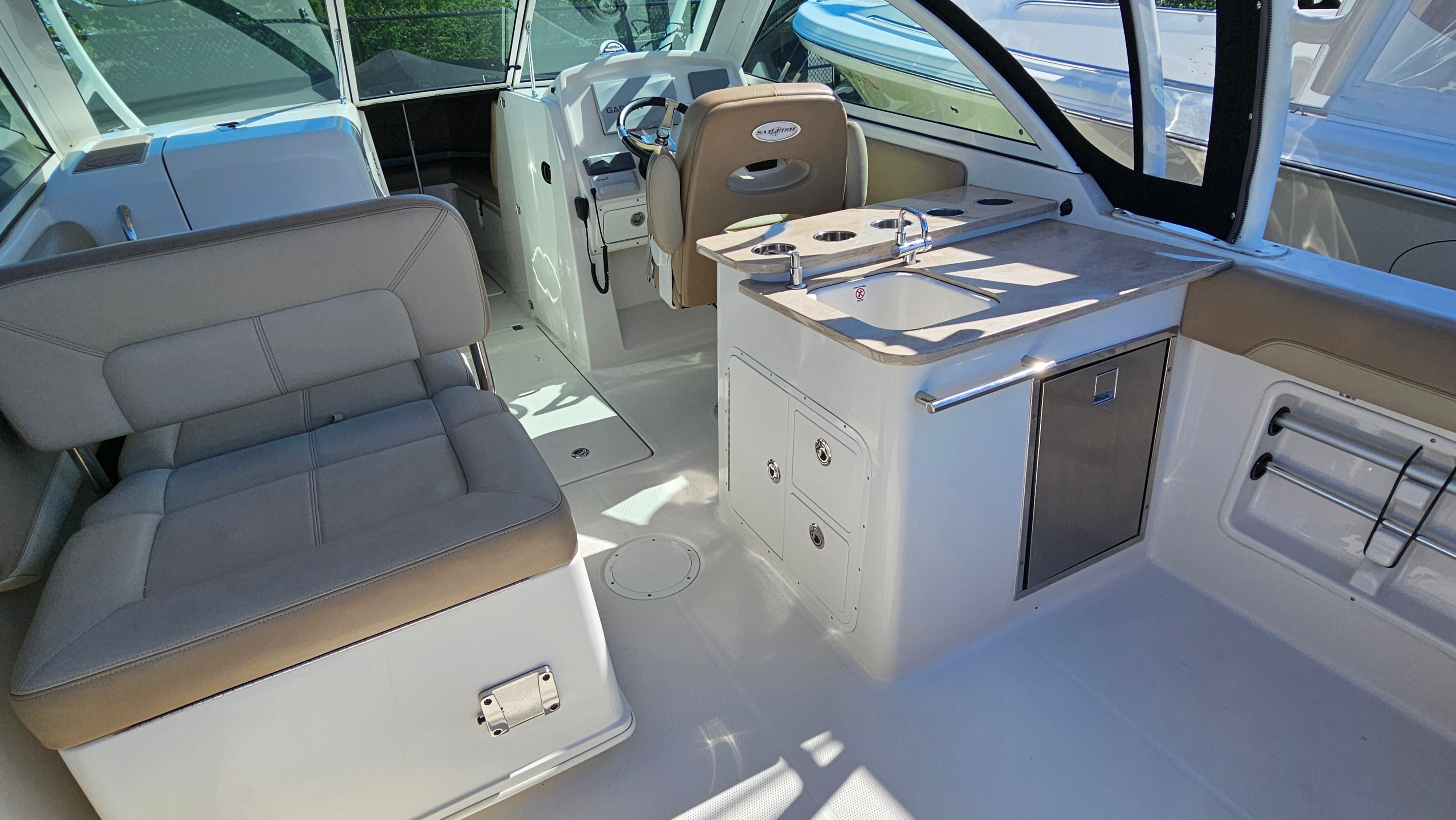 2019-sailfish-275-dc-power-9746460-20250519151318326-1_XLARGE