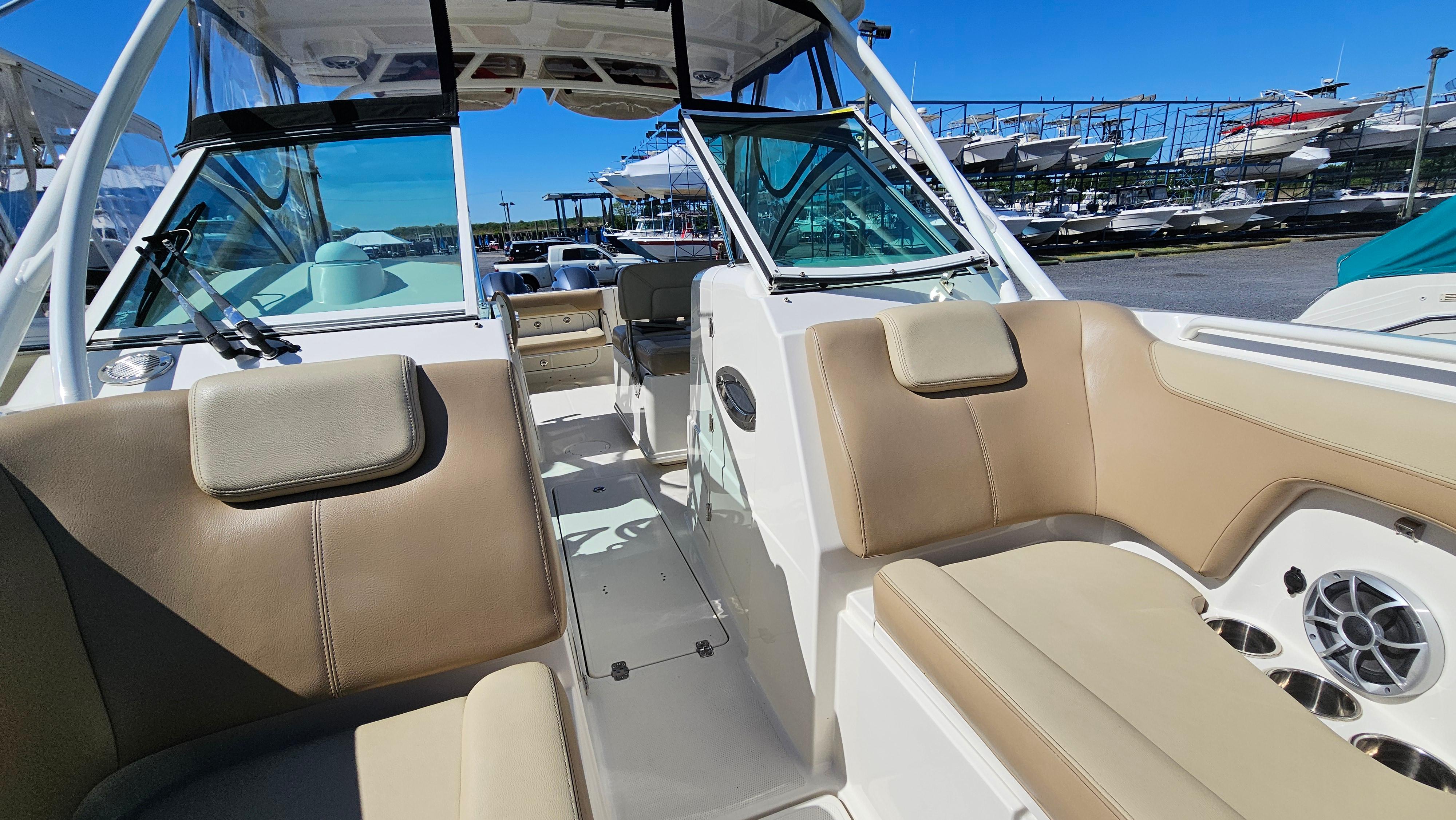 2019-sailfish-275-dc-power-9746460-20250519151413733-1_XLARGE