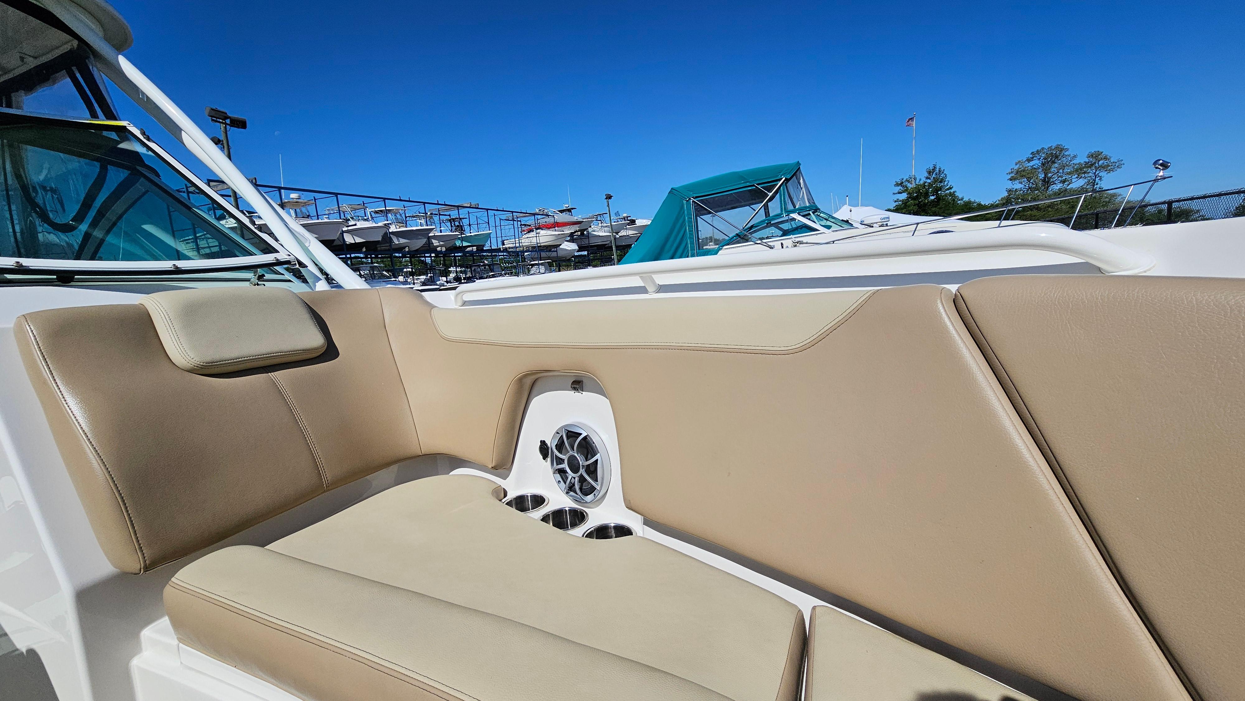 2019-sailfish-275-dc-power-9746460-20250519151419318-1_XLARGE