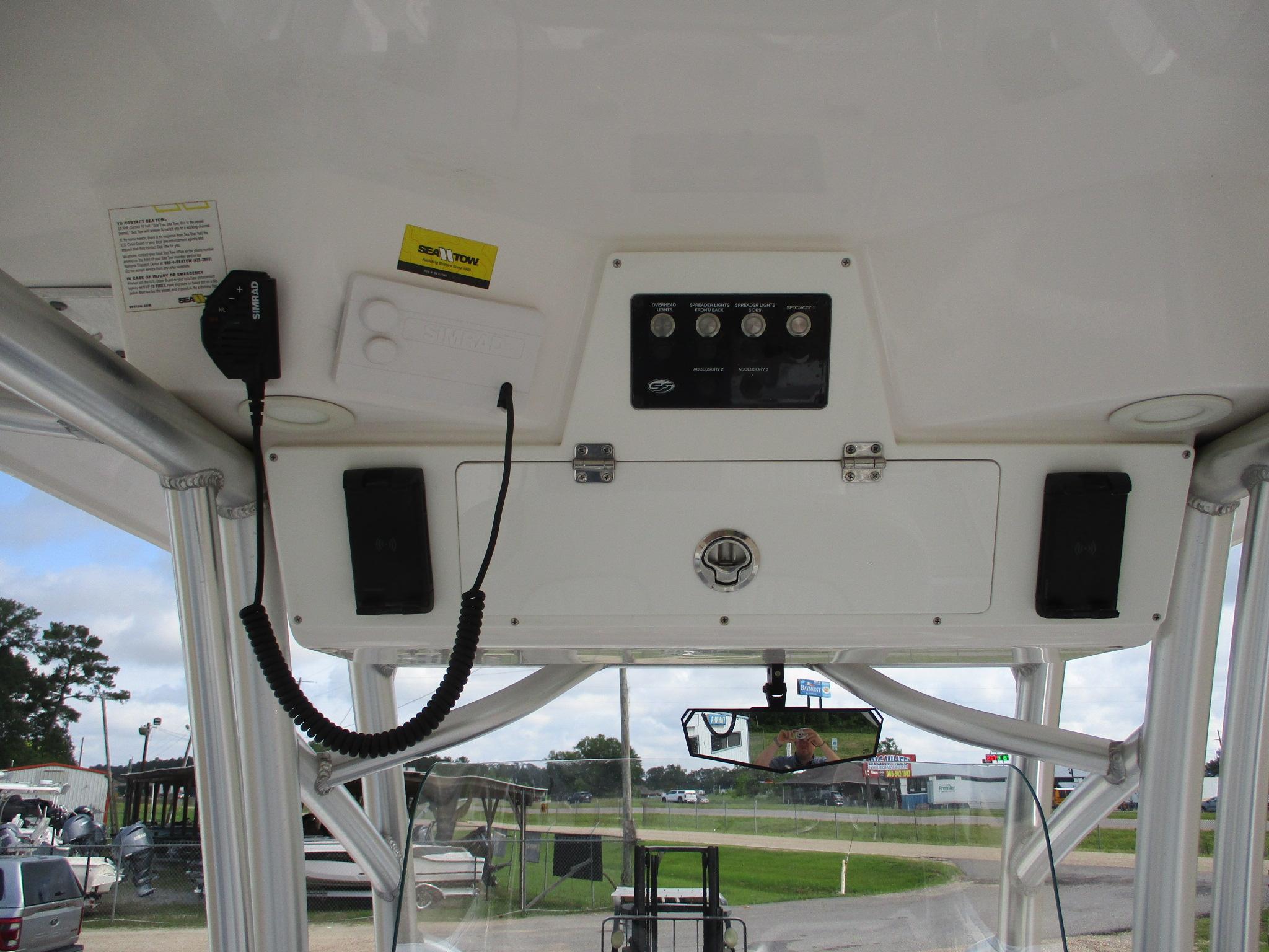 2022 Sea Fox 228 Commander-11