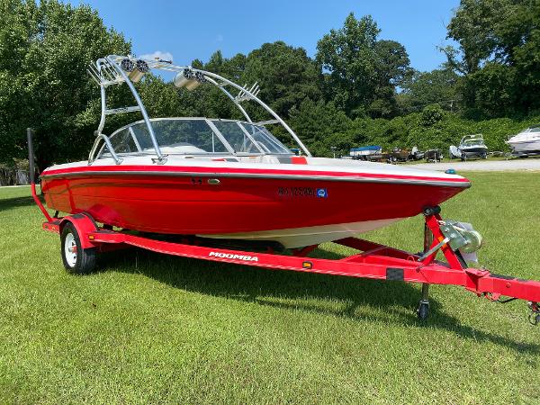 2005 Moomba boat for sale, model of the boat is Mobius LS & Image # 1 of 18