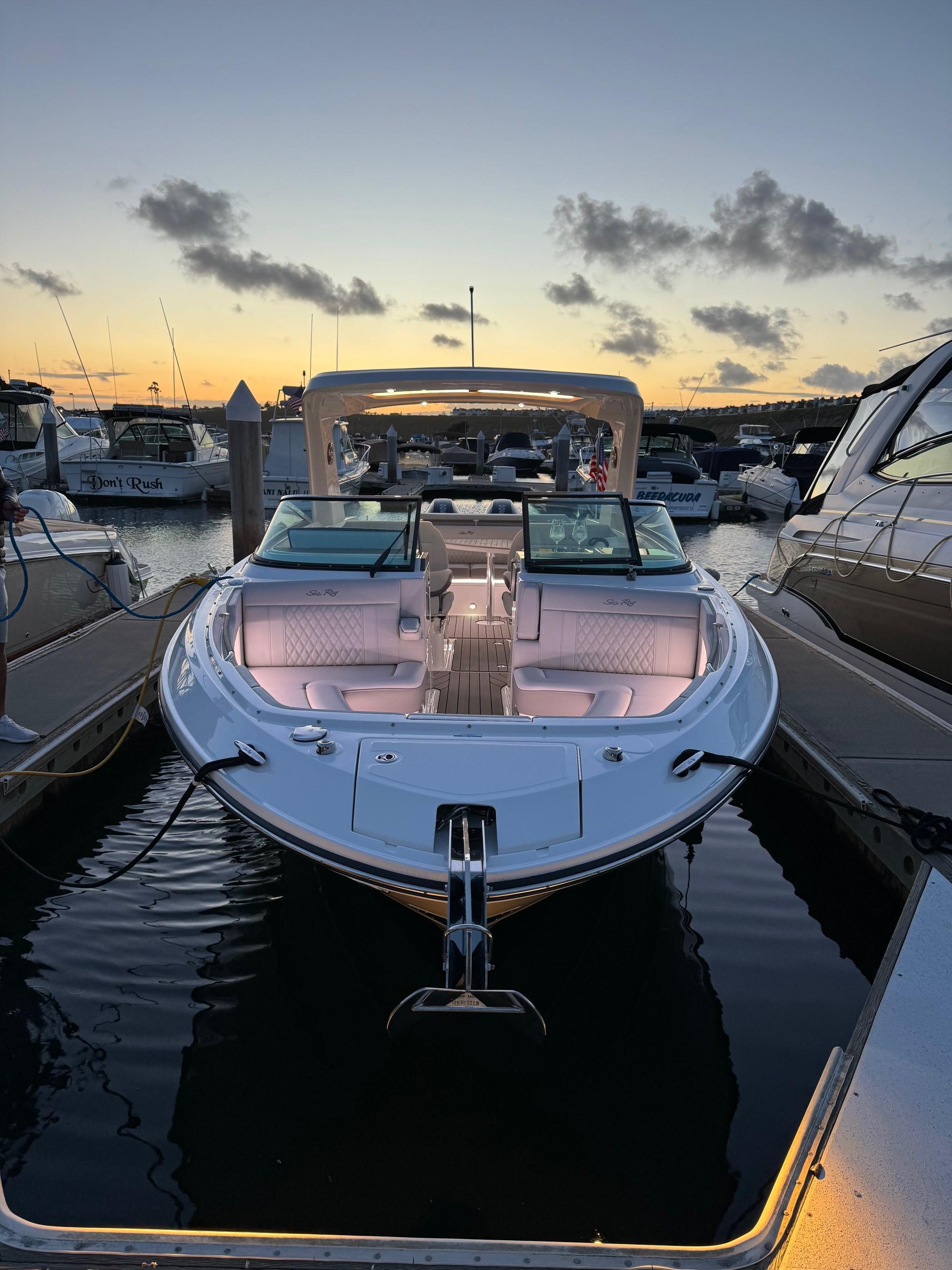 2023 Sea Ray SLX 310 Outboard #TBBB201B inventory image at Sun Country Marine Group, Newport Beach 2023 Sea Ray SLX 310 Outboard #TBBB201B inventory image at Sun Country Marine Group, Newport Beach