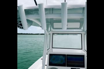 Limitless 270 Center Console video