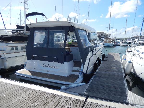 Sealine C390