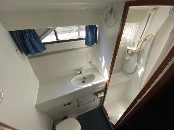 1998 Broom Ocean 34