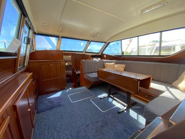1998 Broom Ocean 34
