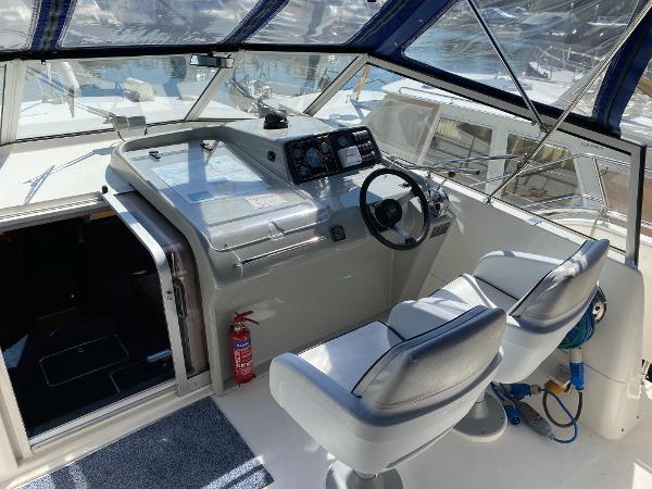 1998 Broom Ocean 34