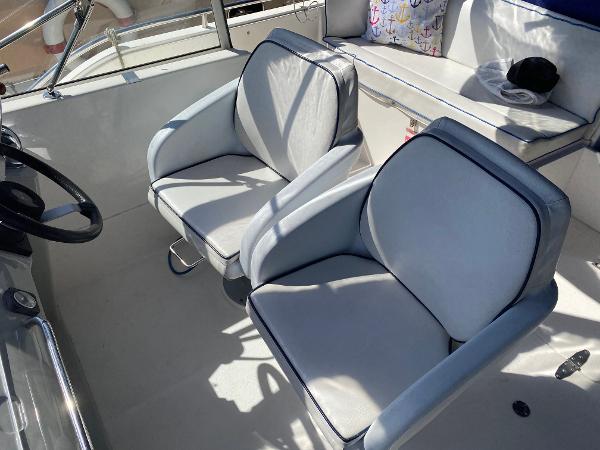 1998 Broom Ocean 34