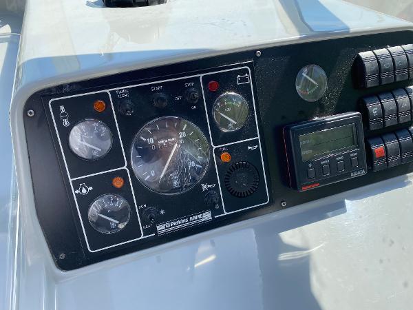 1998 Broom Ocean 34