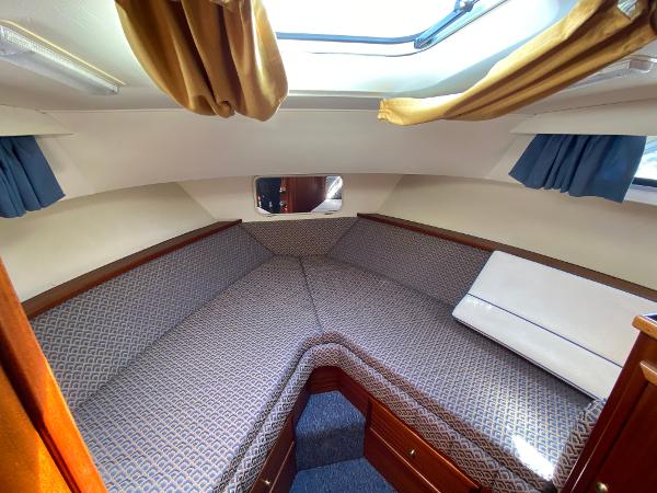 1998 Broom Ocean 34