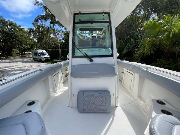 28' Boston Whaler, Listing Number 100913871, Image No. 5