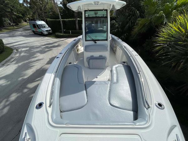28' Boston Whaler, Listing Number 100913871, - Photo No. 6