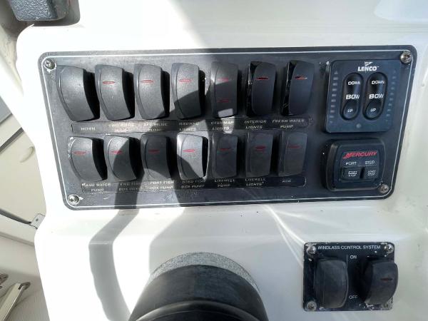 28' Boston Whaler, Listing Number 100913871, - Photo No. 16