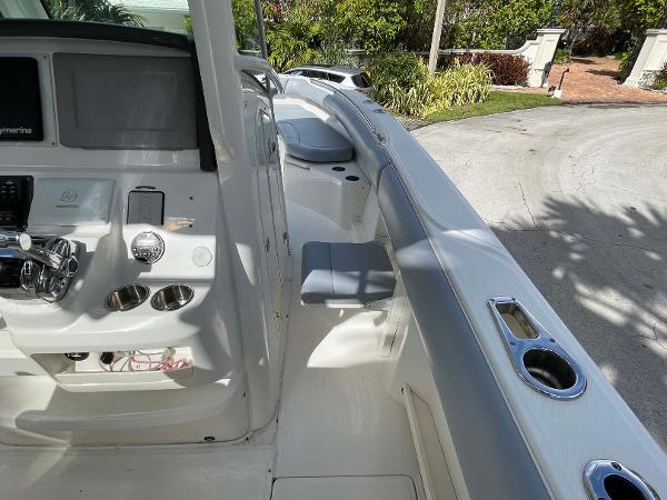 28' Boston Whaler, Listing Number 100913871, - Photo No. 32