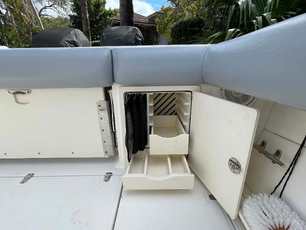 28' Boston Whaler, Listing Number 100913871, - Photo No. 36