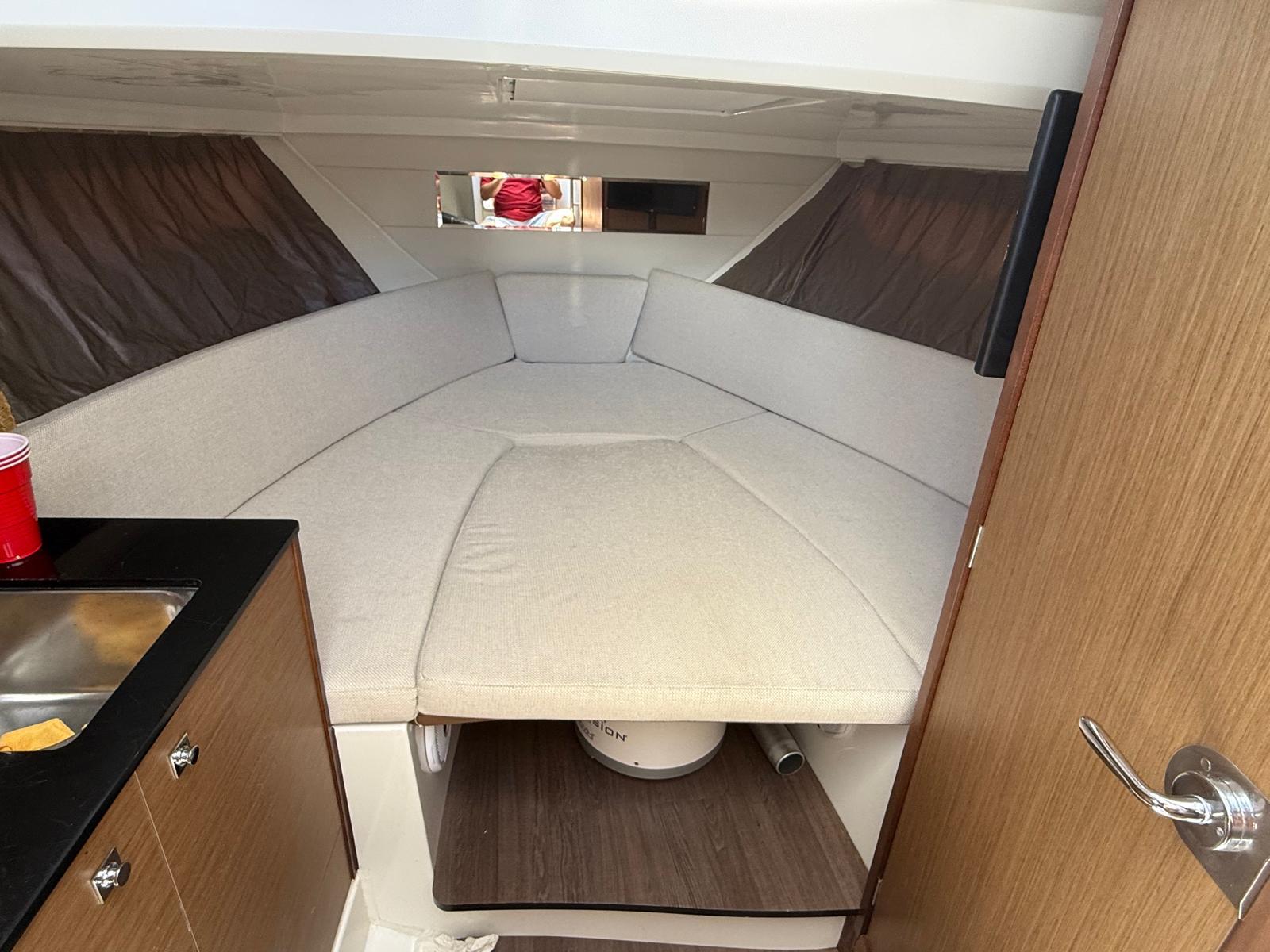 2019 Jeanneau Leader 9.0 WA-17