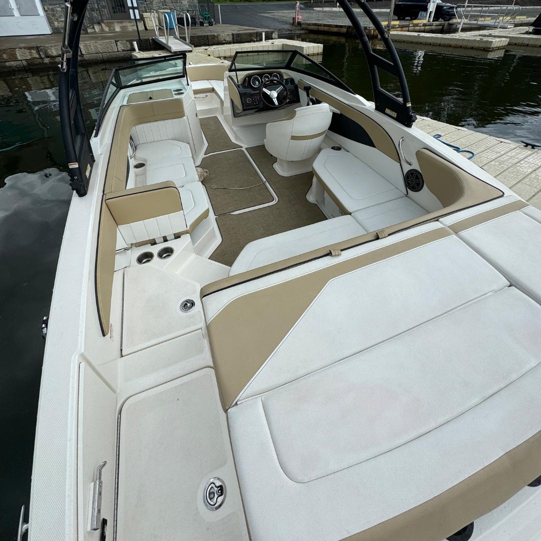 2016 Sea ray SPX 210-6