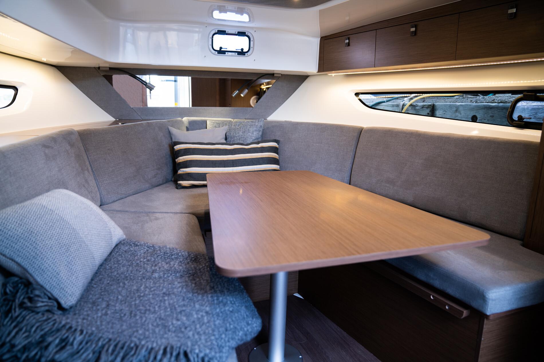 Yacht Photos Pics
