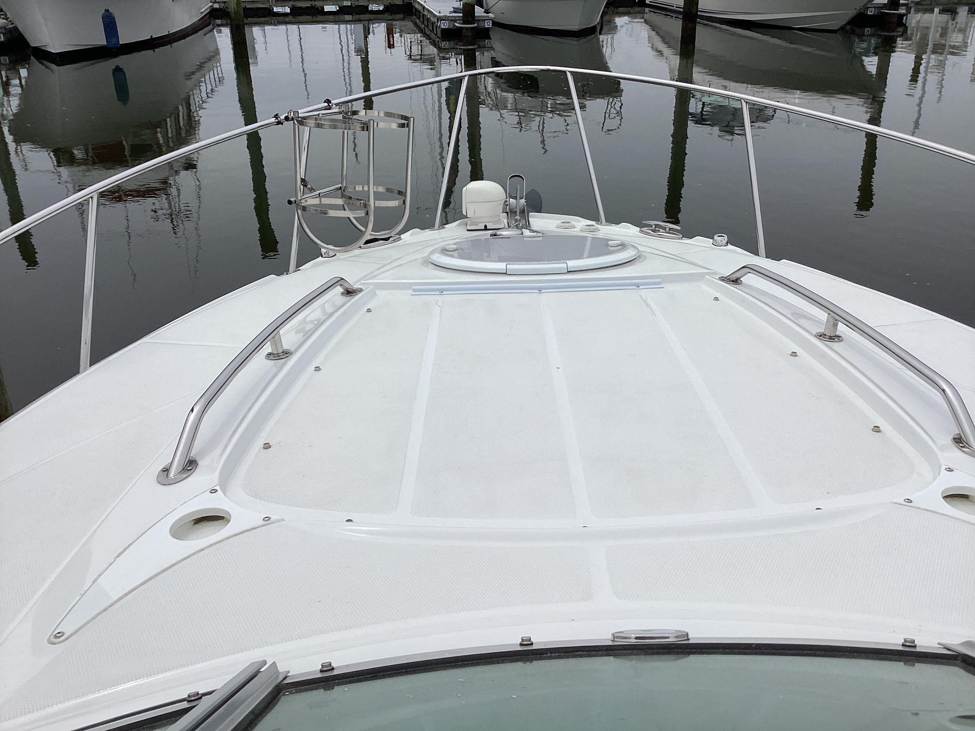 2022-monterey-295-sport-yacht-power-9796512-20250528144449941-1_XLARGE