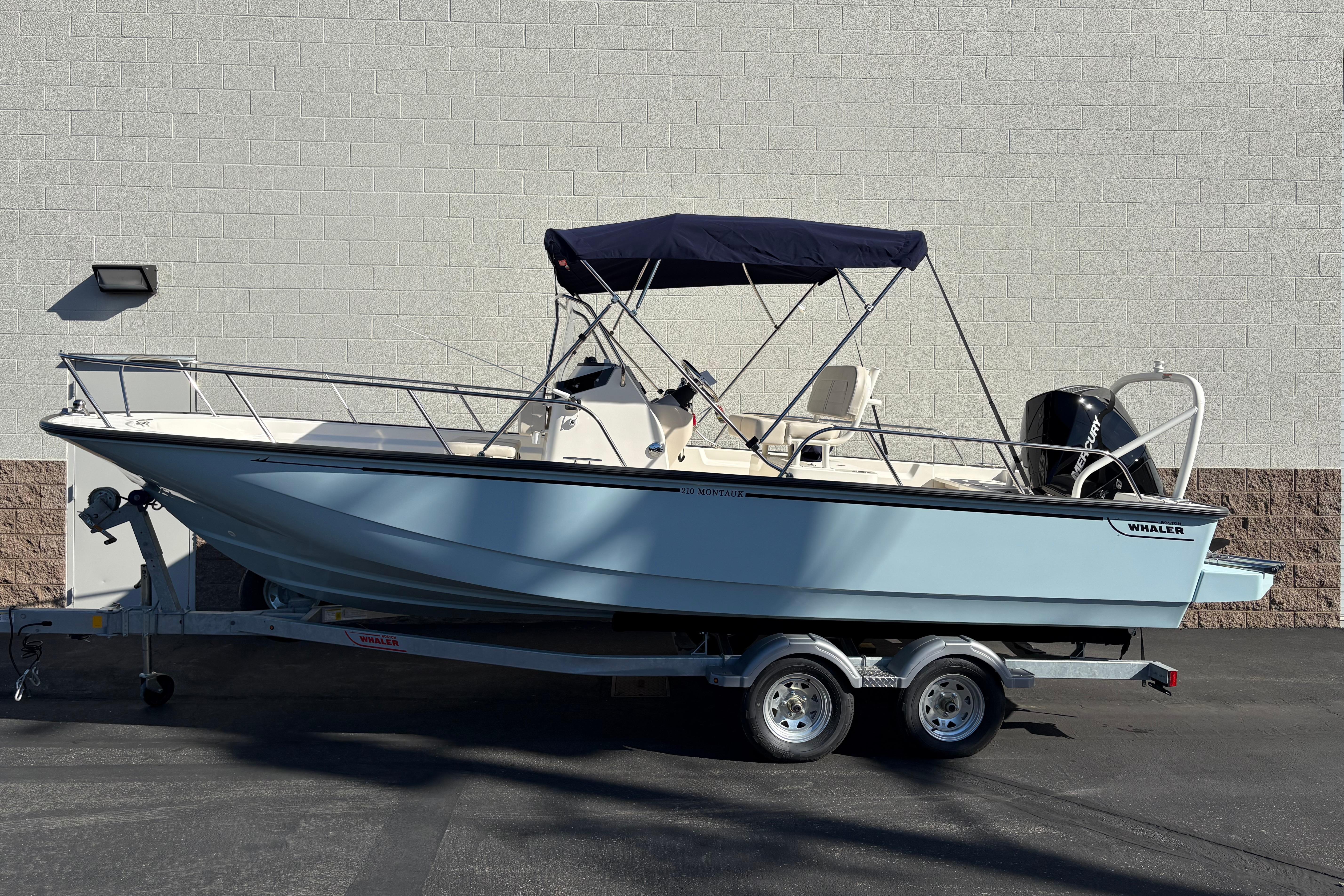 2026 Boston Whaler 210 Montauk #BW0232I inventory image at Sun Country Marine Group, San Jose-Campbell