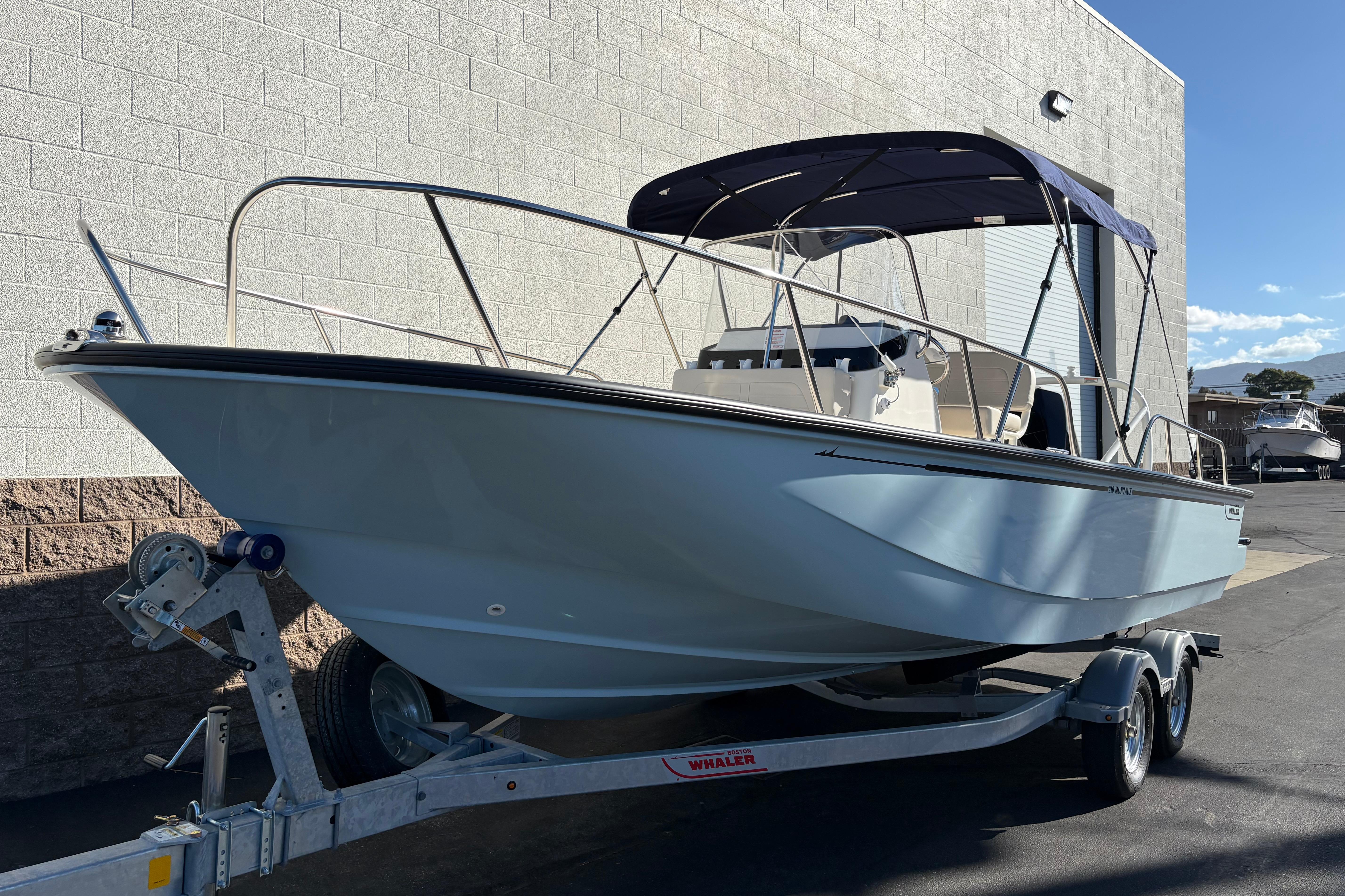 2026 Boston Whaler 210 Montauk #BW0232I inventory image at Sun Country Marine Group, San Jose-Campbell