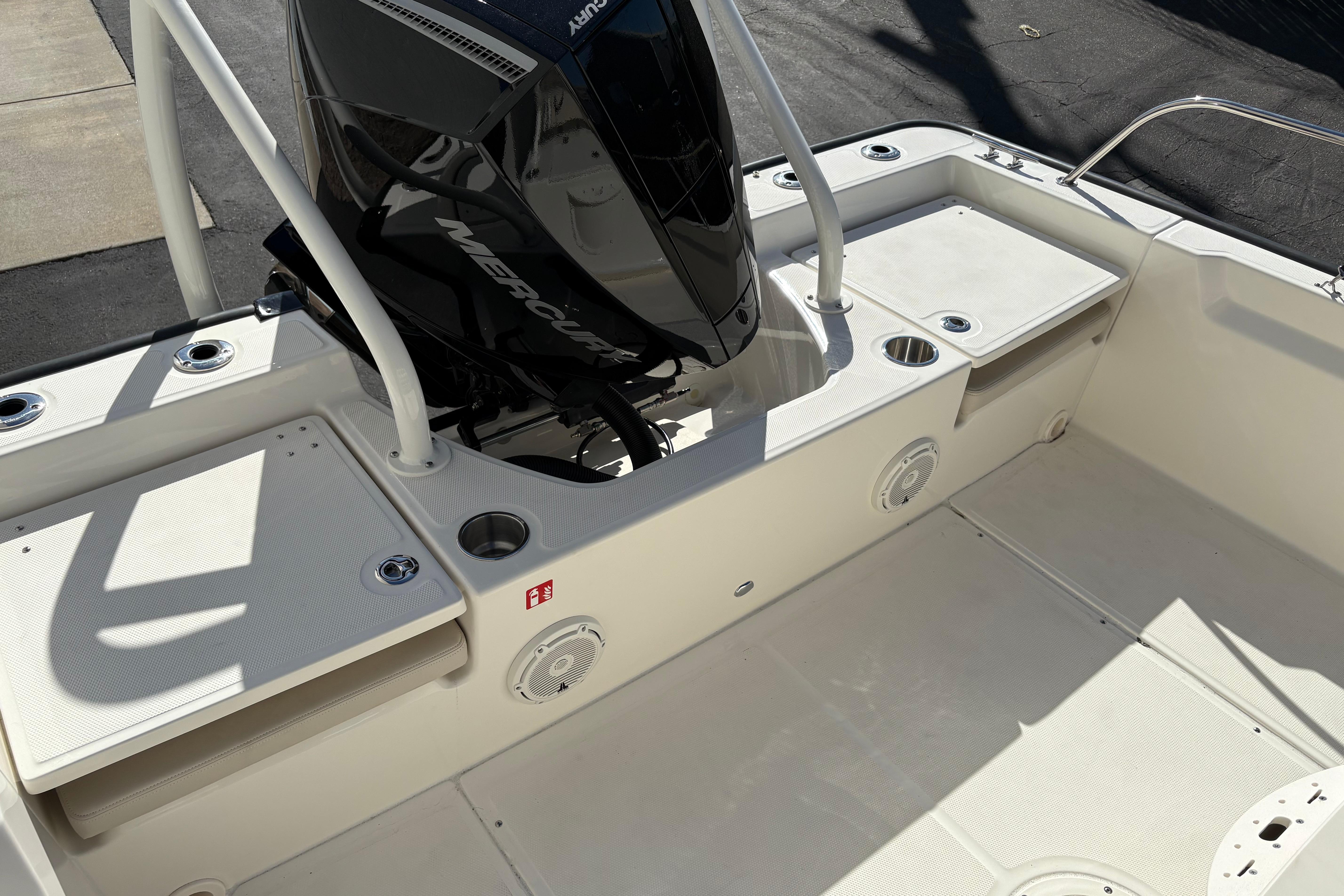 2026 Boston Whaler 210 Montauk #BW0232I inventory image at Sun Country Marine Group, San Jose-Campbell