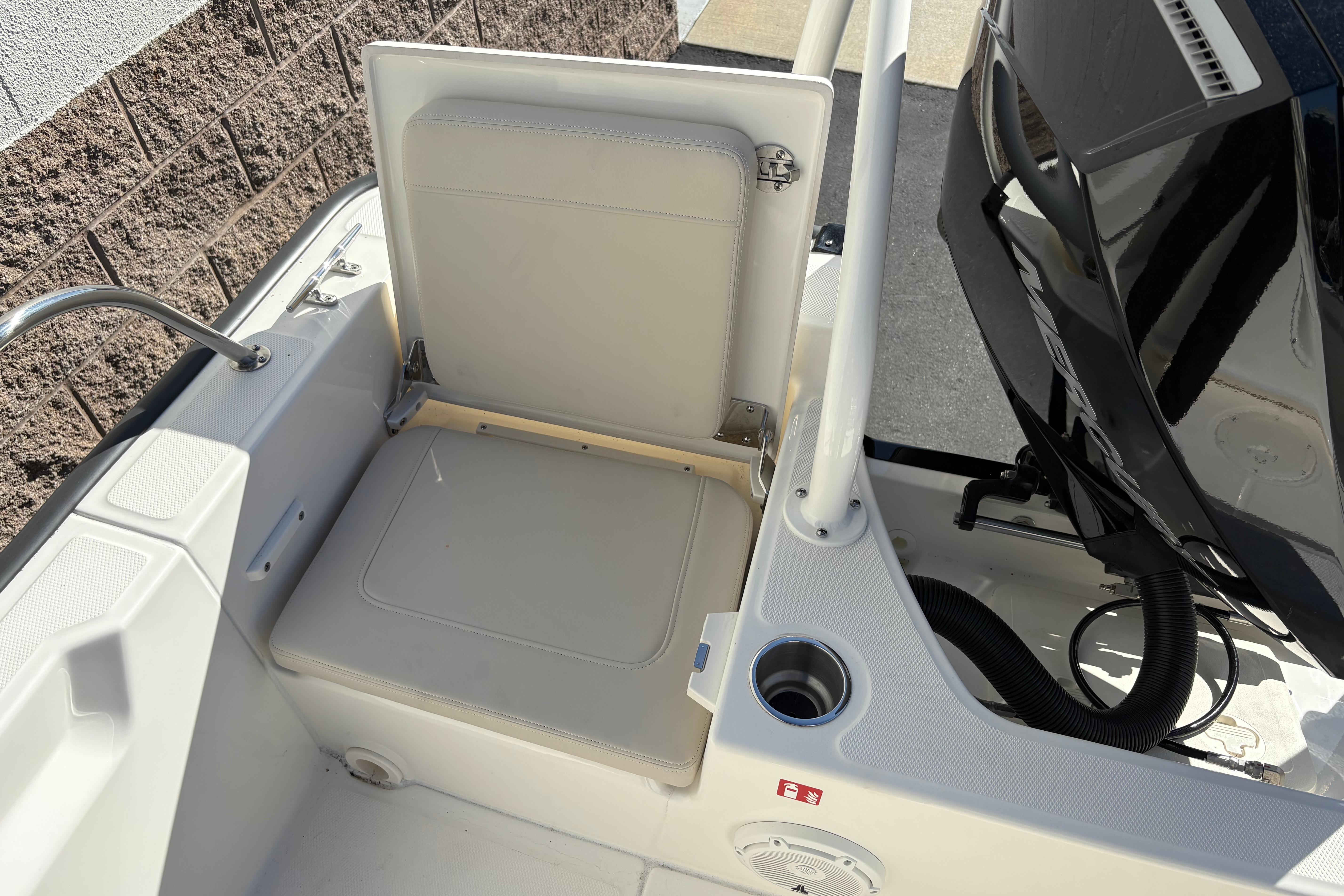 2026 Boston Whaler 210 Montauk #BW0232I inventory image at Sun Country Marine Group, San Jose-Campbell