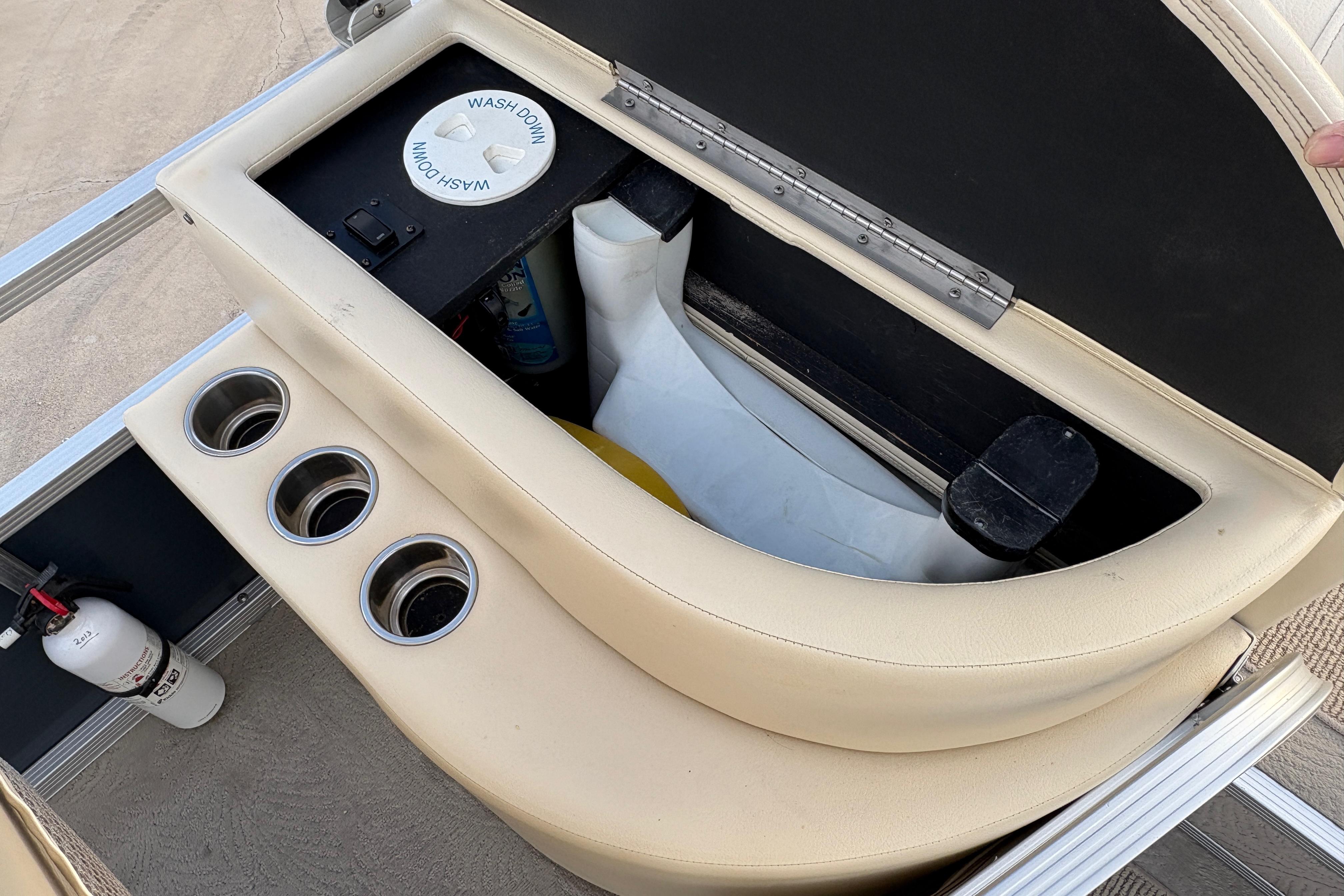 2008 Bennington 2575RCW I/O #TBJC9665 inventory image at Sun Country Marine Group, Lake Havasu City, AZ