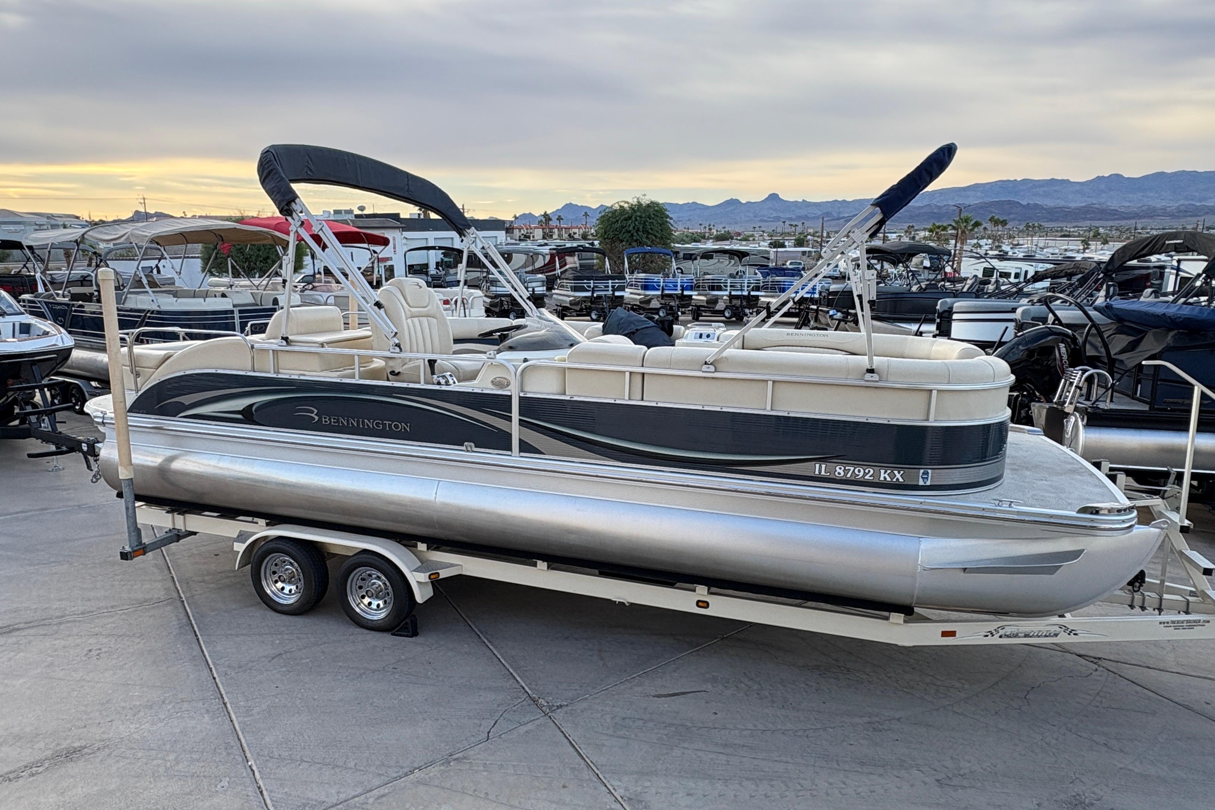 2008 Bennington 2575RCW I/O #TBJC9665 inventory image at Sun Country Marine Group, Lake Havasu City, AZ