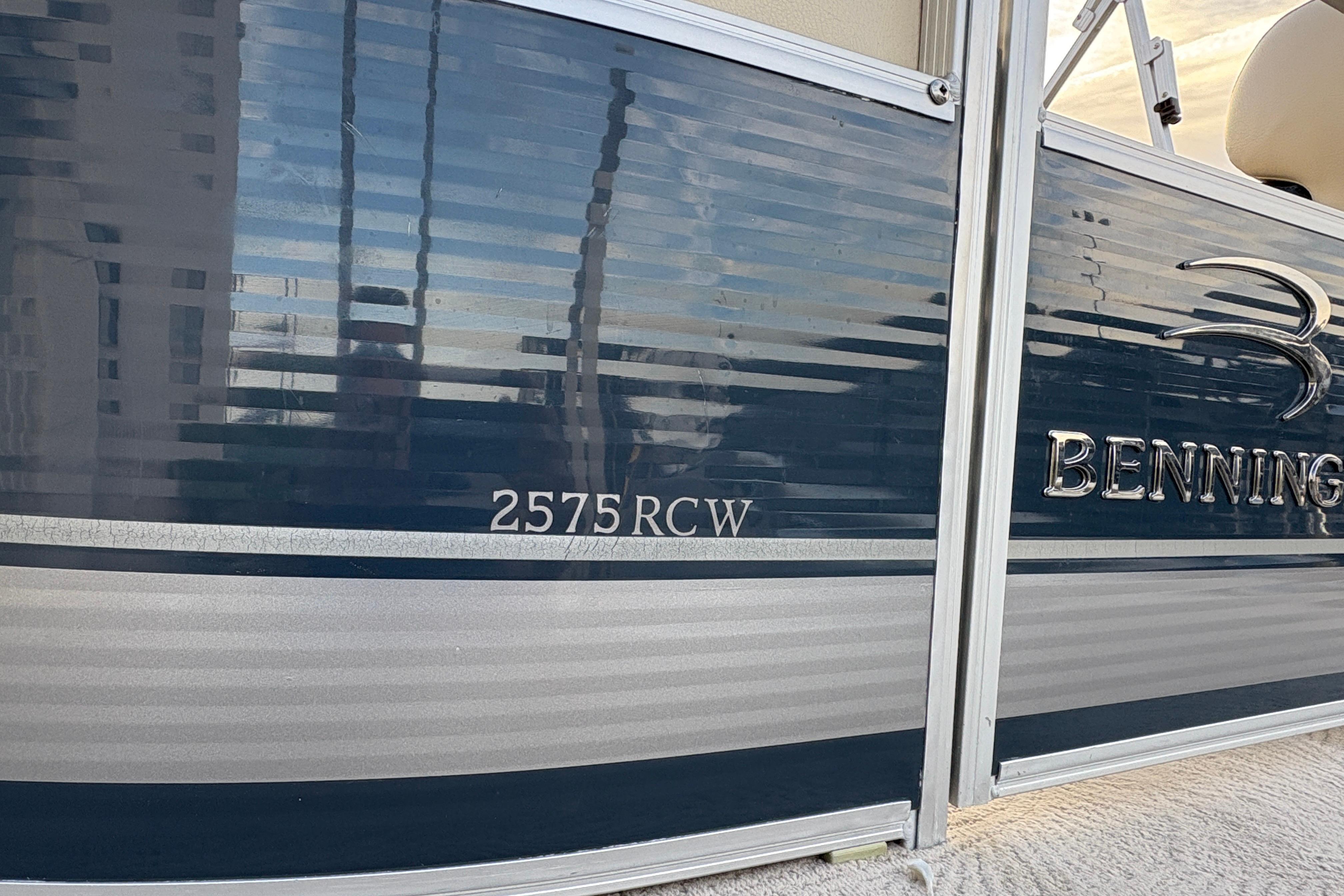 2008 Bennington 2575RCW I/O #TBJC9665 inventory image at Sun Country Marine Group, Lake Havasu City, AZ