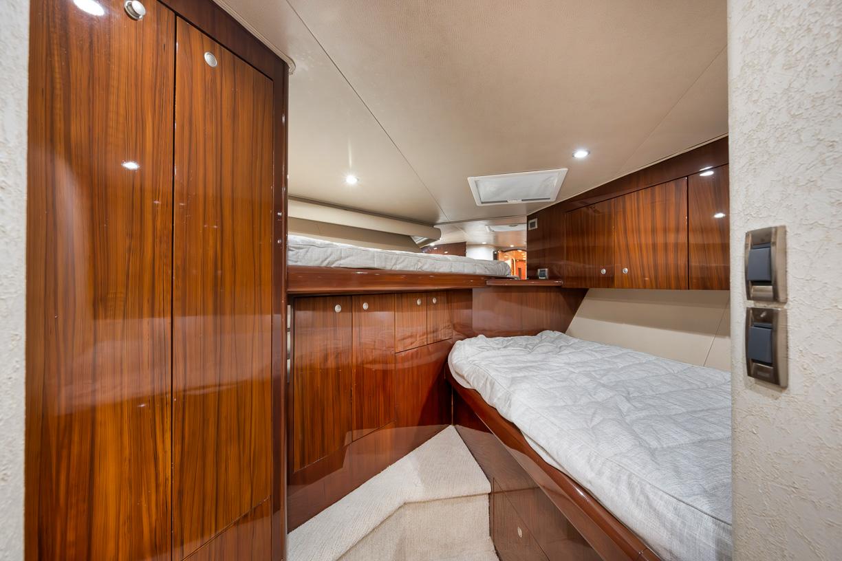 Viking 52 Smooth Operator - Guest Stateroom, Twin Berths