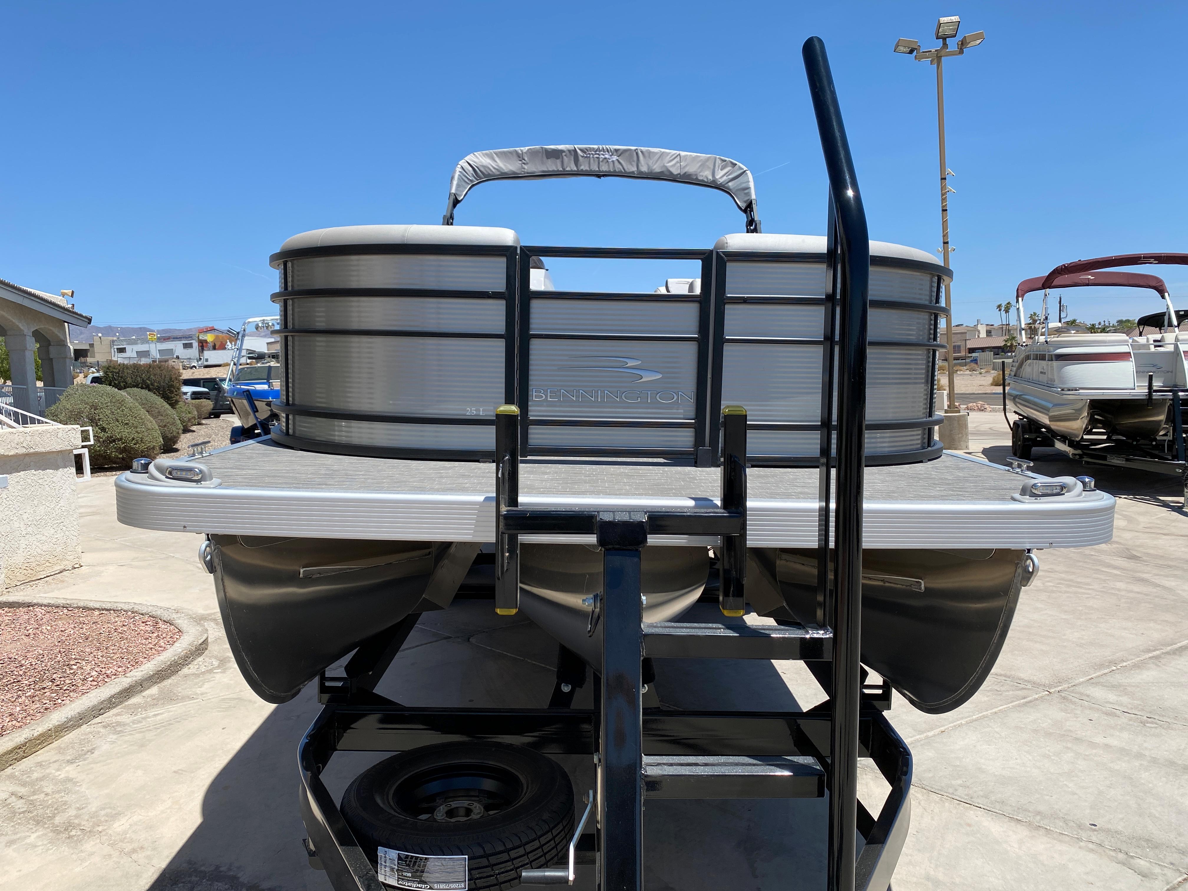 2022 Bennington 25 LSR #B4886H inventory image at Sun Country Marine Group, Lake Havasu City, AZ 2022 Bennington 25 LSR #B4886H inventory image at Sun Country Marine Group, Lake Havasu City, AZ