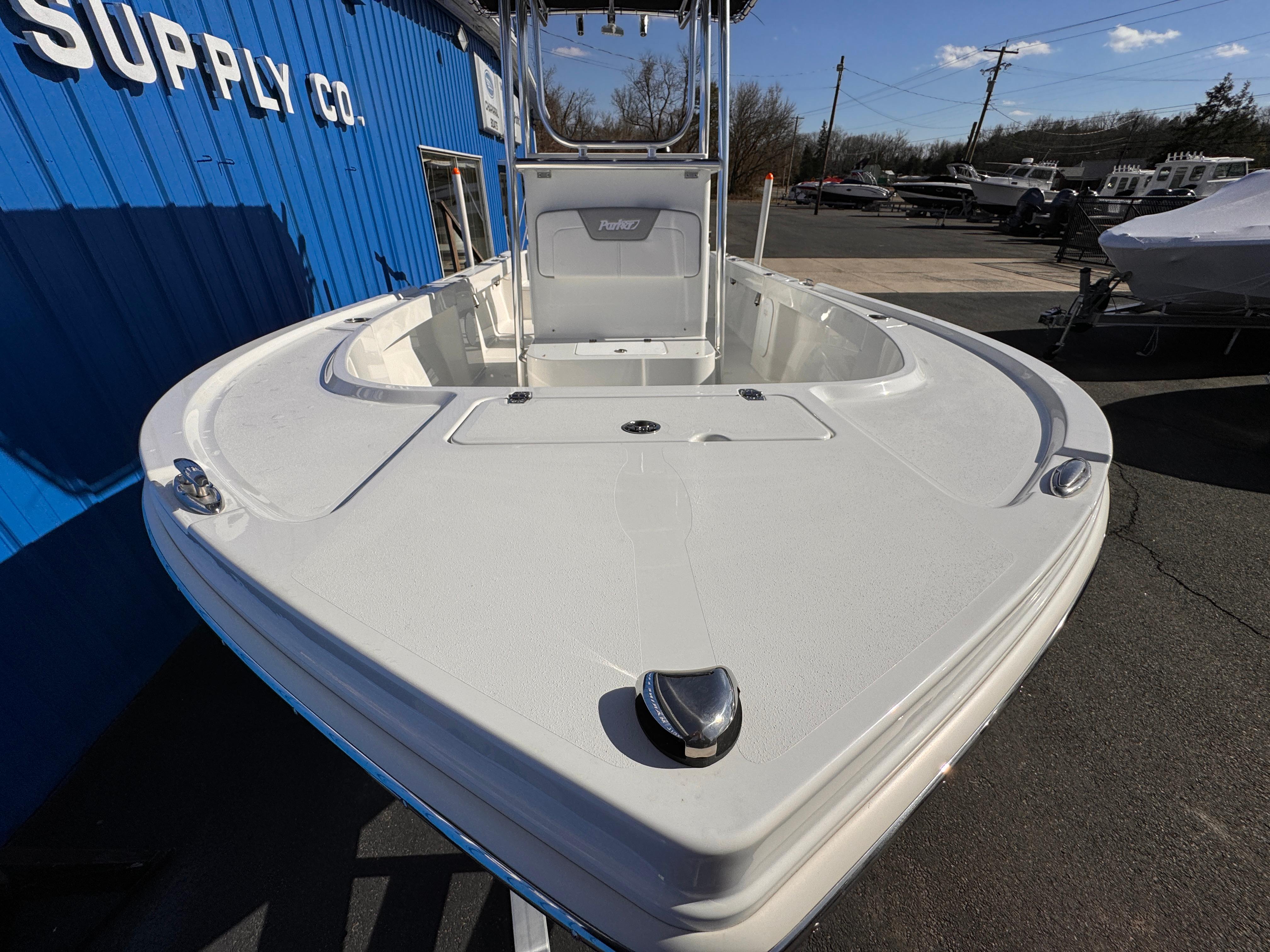 2025-parker-18se-center-console-power-9756526-20250412105039653-1_xlarge