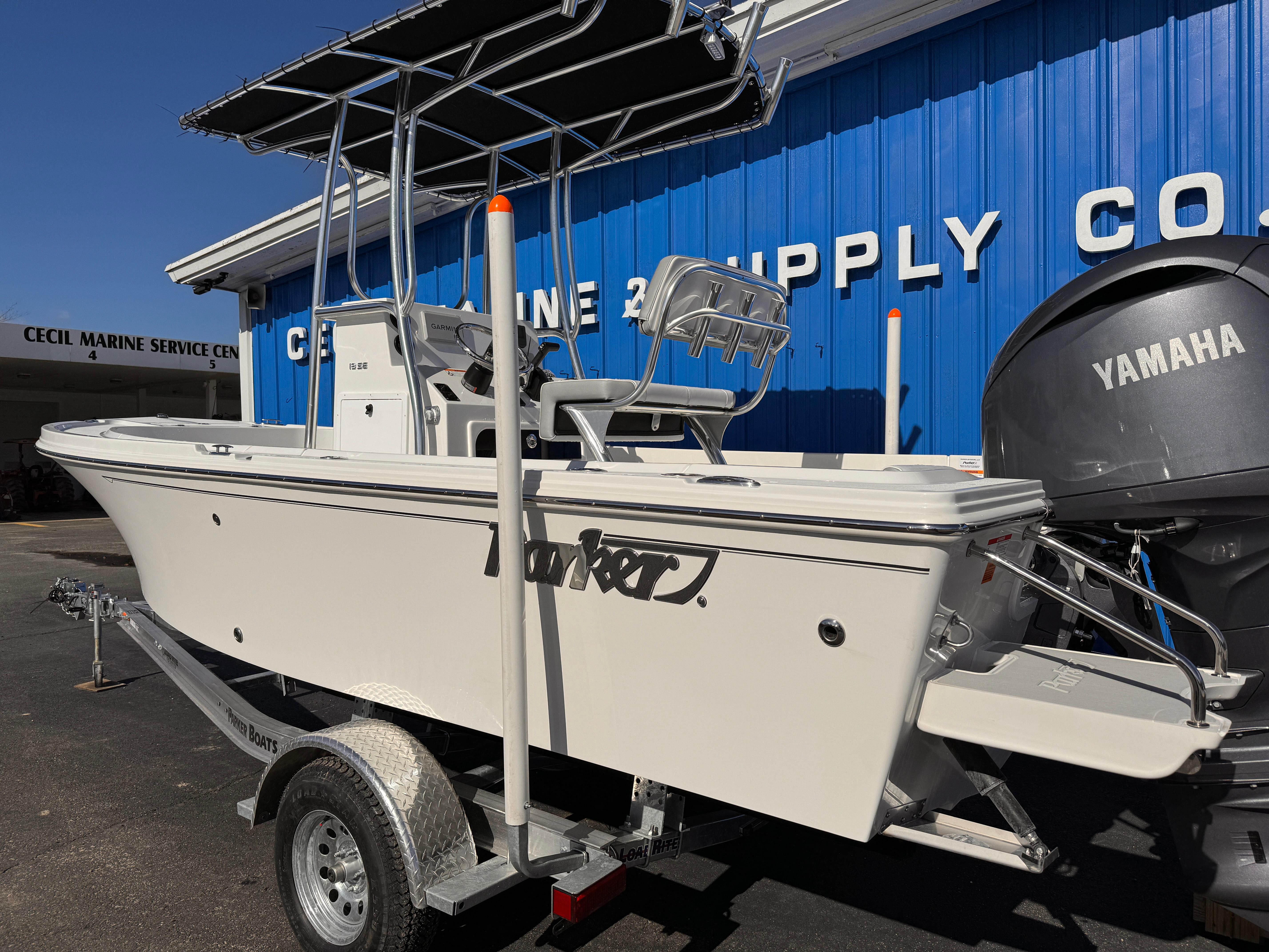 2025-parker-18se-center-console-power-9756526-20250412105059429-1_xlarge