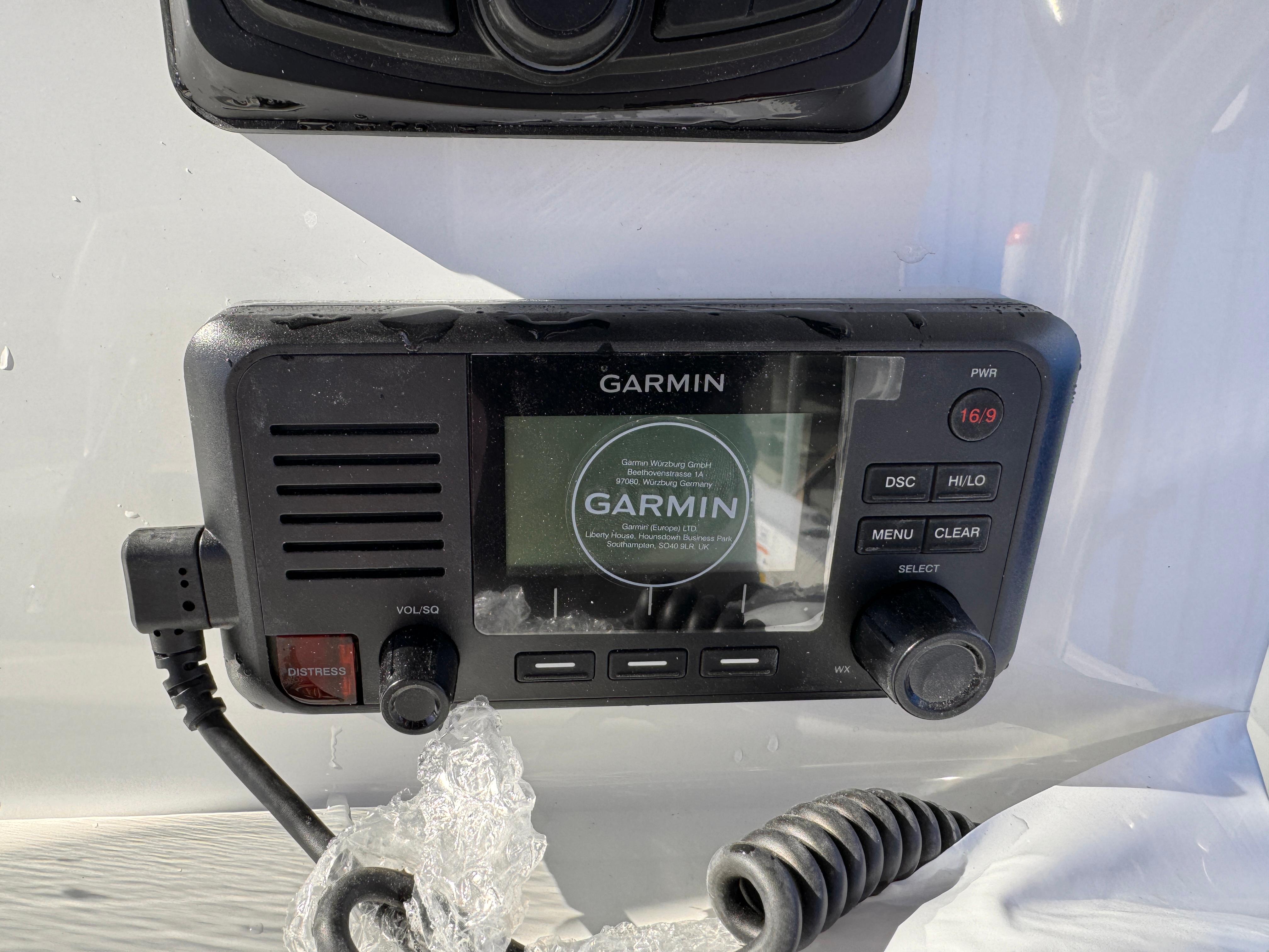 2025-parker-18se-center-console-power-9756526-20250412105233343-1_xlarge