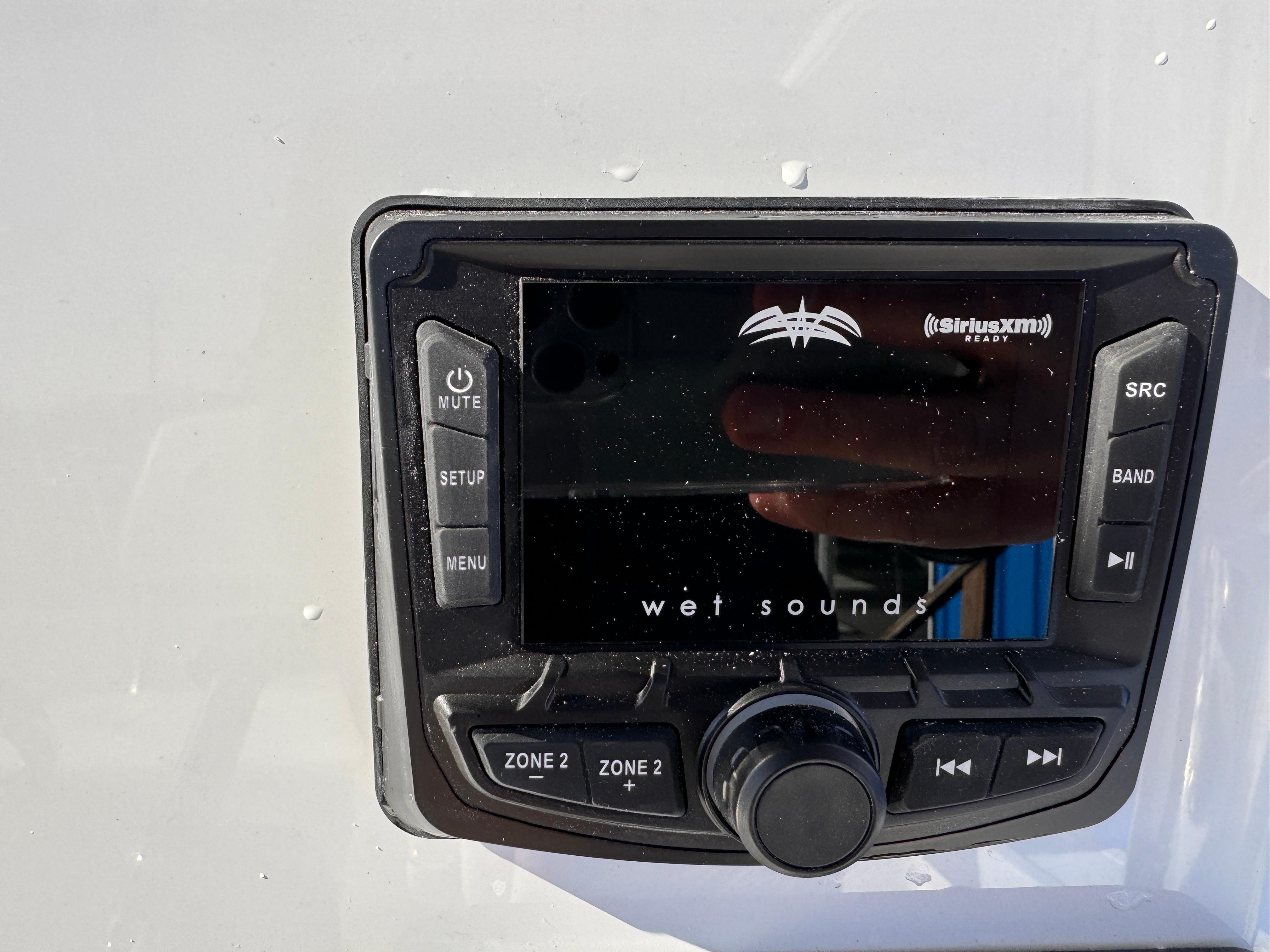 2025-parker-18se-center-console-power-9756526-20250412105237813-1_xlarge