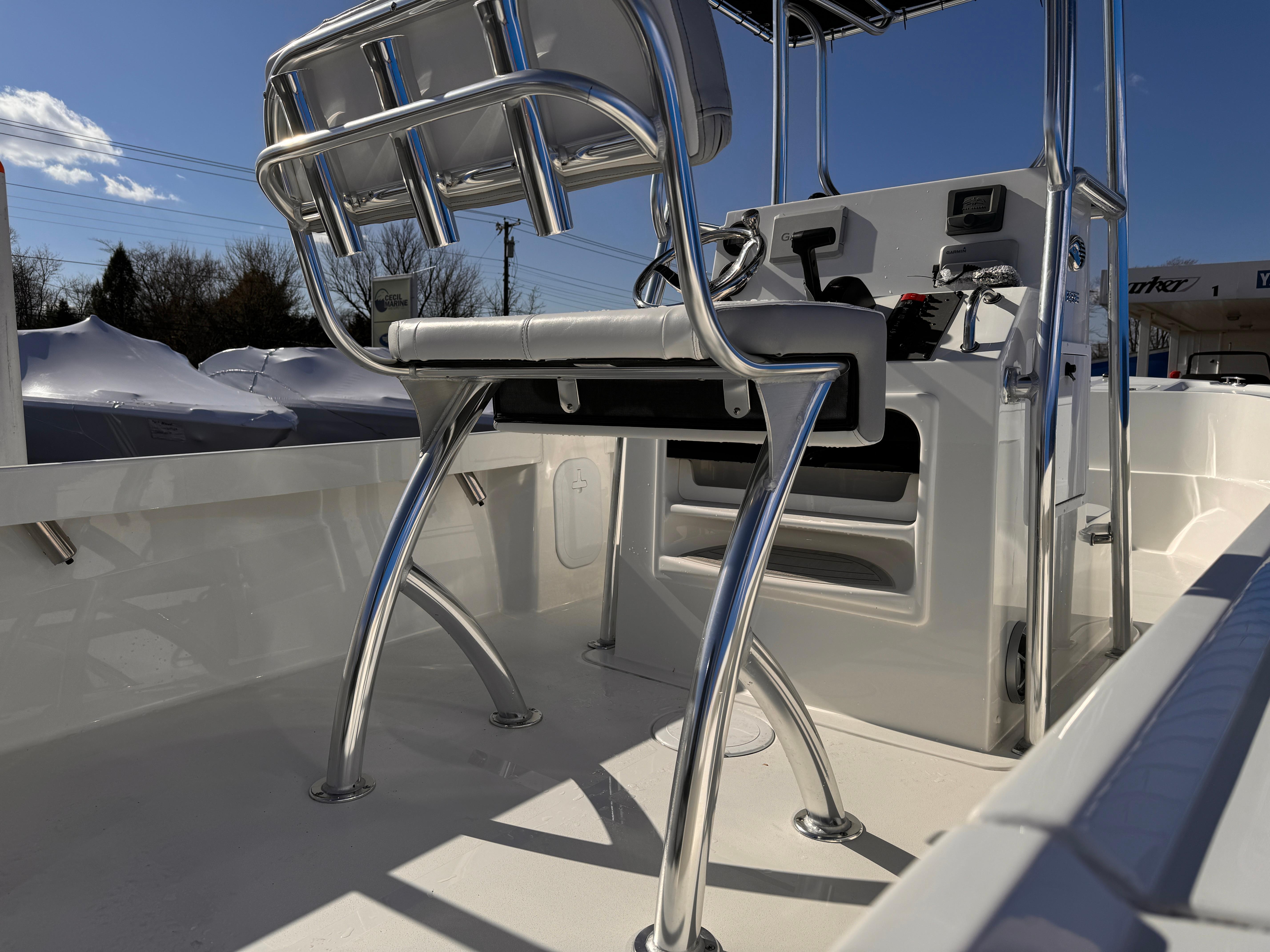 2025-parker-18se-center-console-power-9756526-20250412105423575-1_xlarge