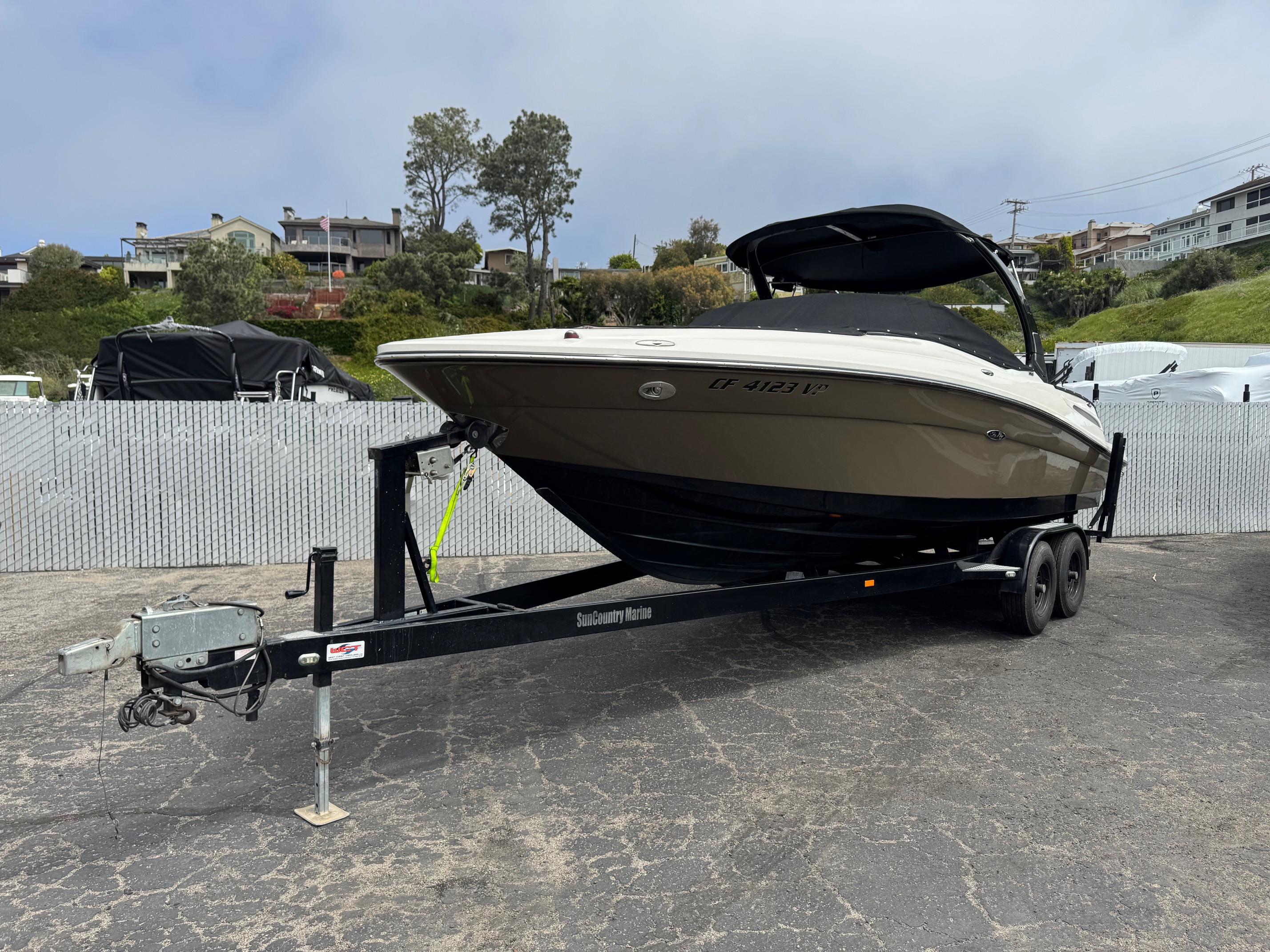 2012 Sea Ray 250 SLX #TBBB2905C inventory image at Sun Country Marine Group, Newport Beach 2012 Sea Ray 250 SLX #TBBB2905C inventory image at Sun Country Marine Group, Newport Beach