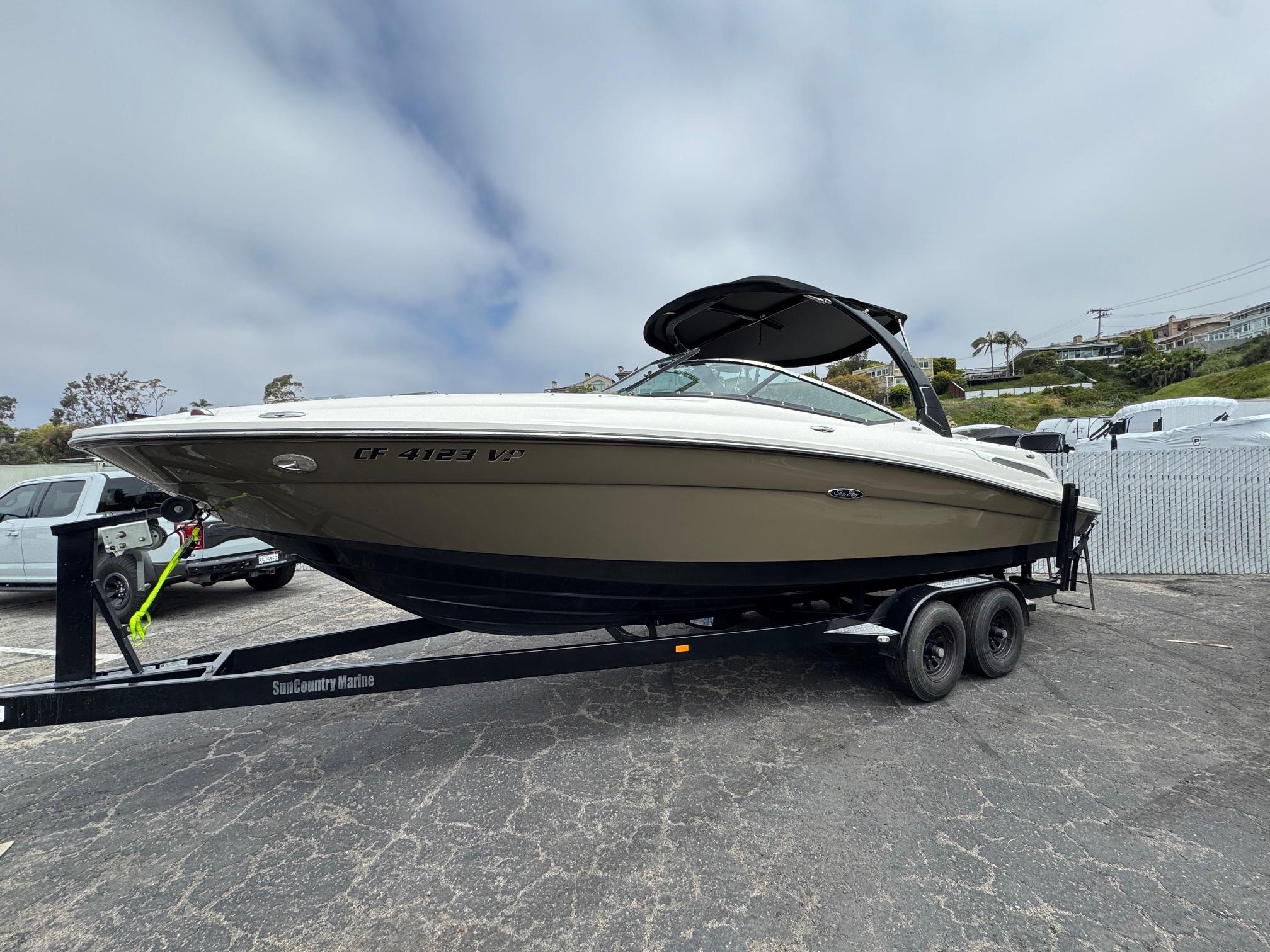 2012 Sea Ray 250 SLX #TBBB2905C inventory image at Sun Country Marine Group, Newport Beach 2012 Sea Ray 250 SLX #TBBB2905C inventory image at Sun Country Marine Group, Newport Beach