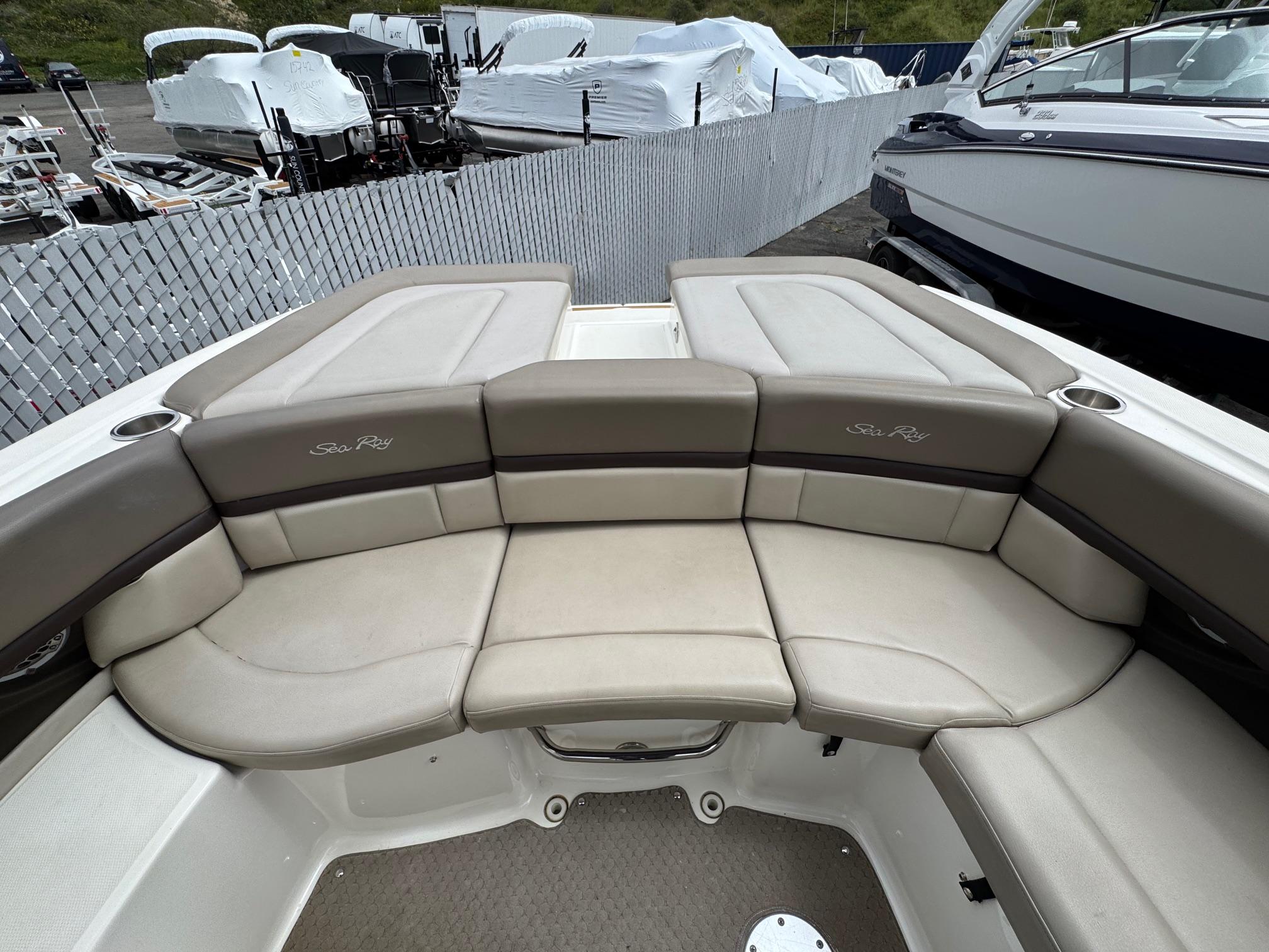 2012 Sea Ray 250 SLX #TBBB2905C inventory image at Sun Country Marine Group, Newport Beach 2012 Sea Ray 250 SLX #TBBB2905C inventory image at Sun Country Marine Group, Newport Beach