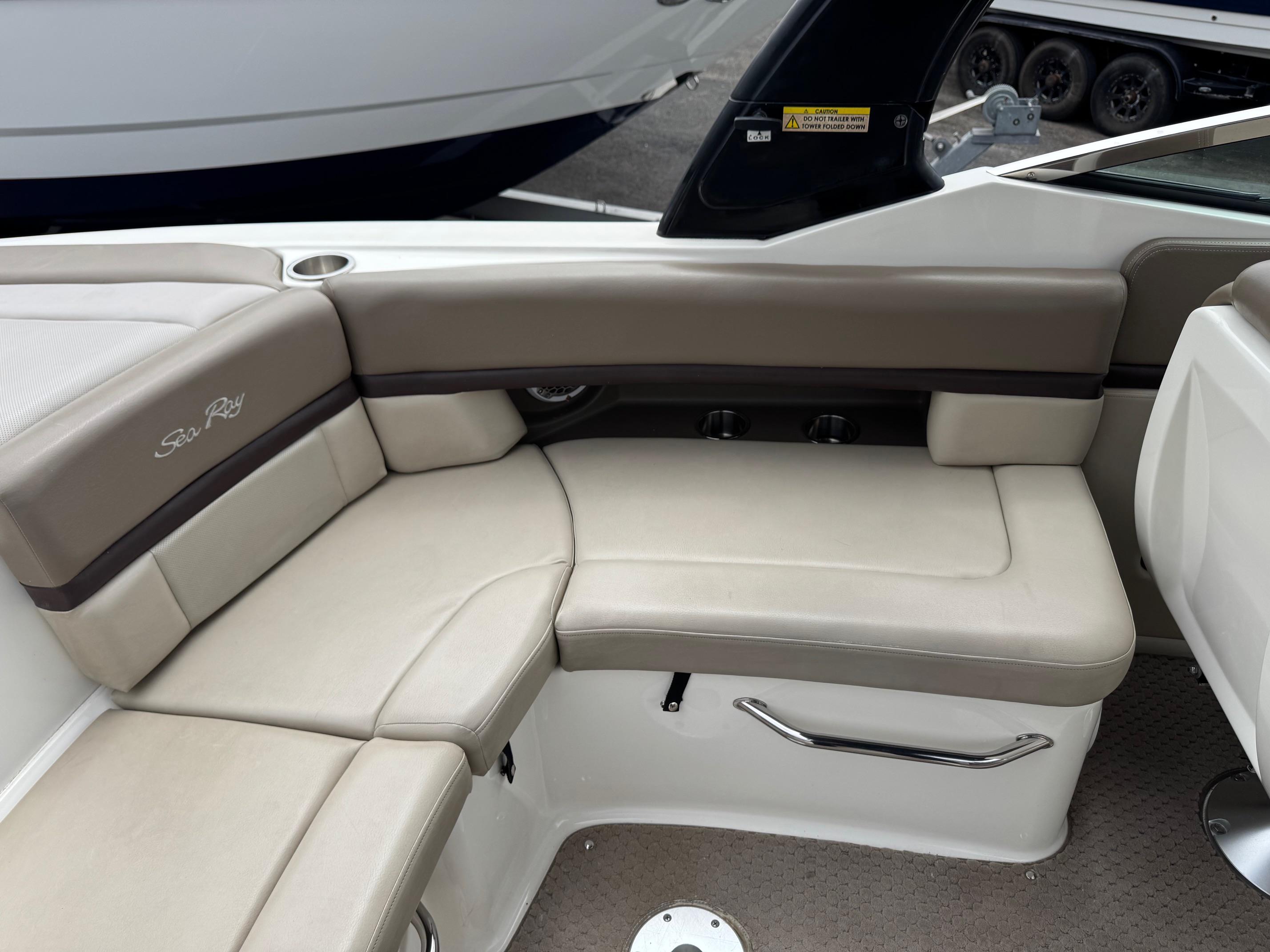 2012 Sea Ray 250 SLX #TBBB2905C inventory image at Sun Country Marine Group, Newport Beach 2012 Sea Ray 250 SLX #TBBB2905C inventory image at Sun Country Marine Group, Newport Beach