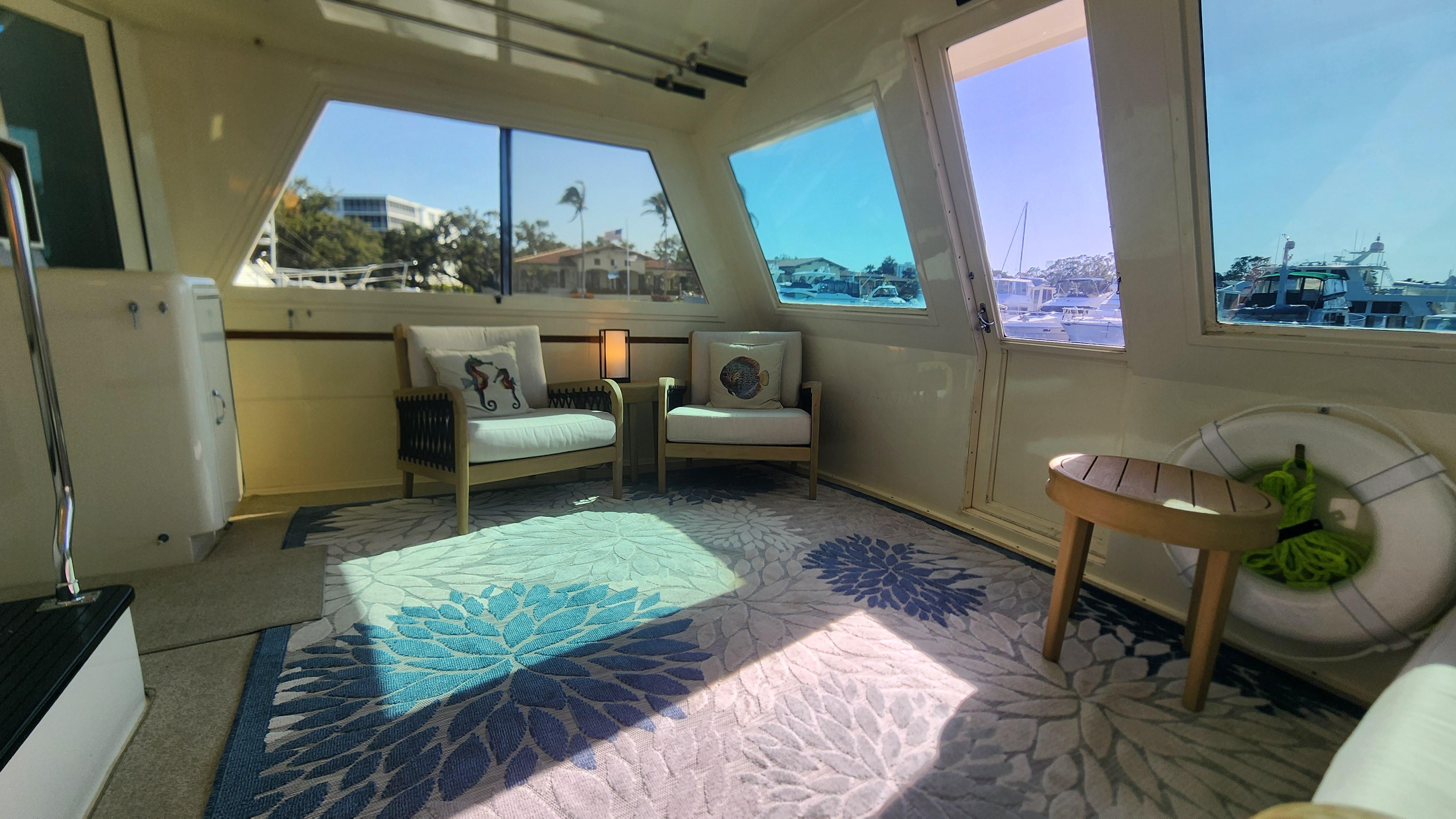 Hatteras-52 Cockpit Motor Yacht 1990-Hatt Trick FL-US-9756531 | Thumbnail