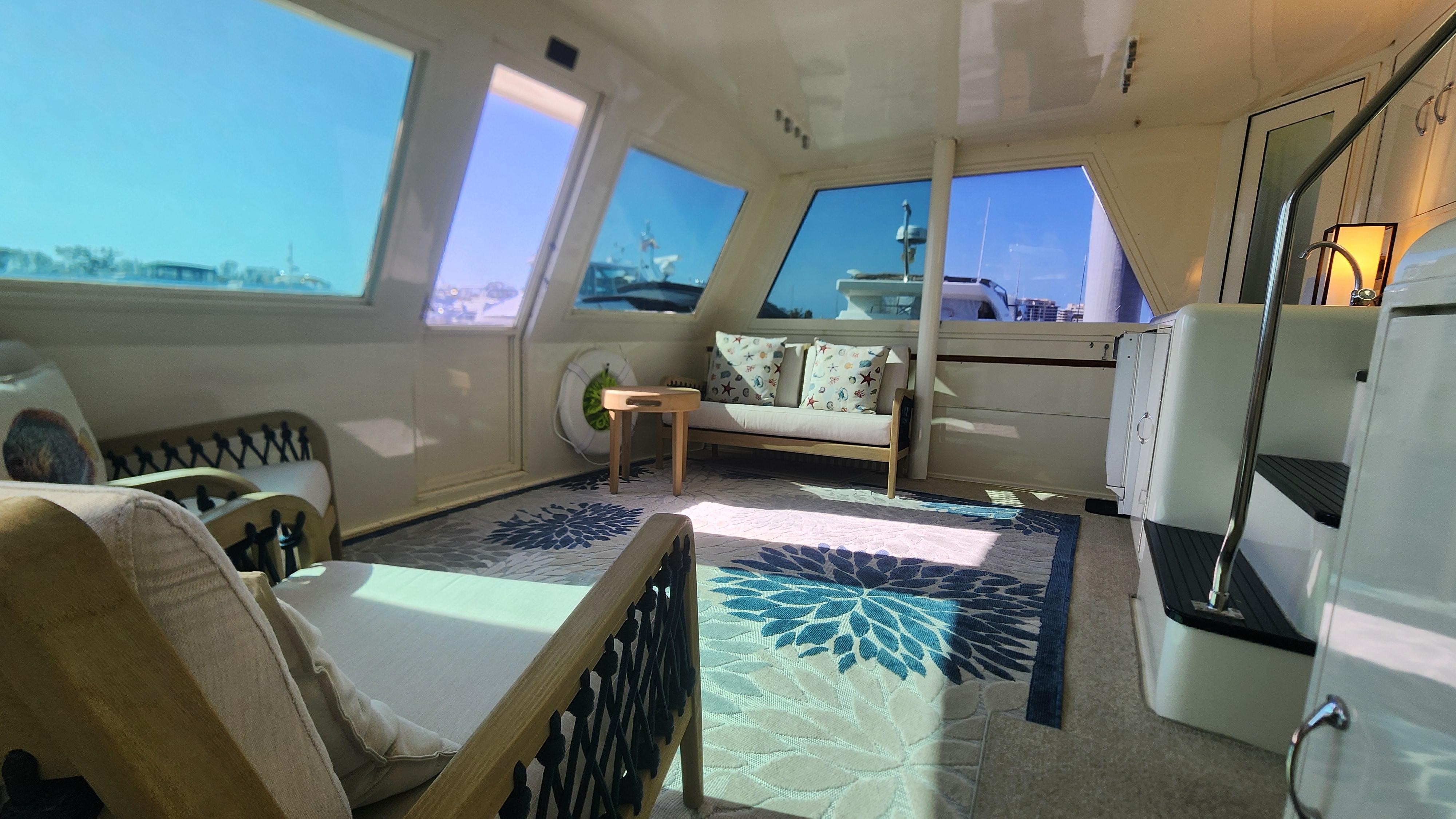 Hatteras-52 Cockpit Motor Yacht 1990-Hatt Trick FL-US-9756531 | Thumbnail