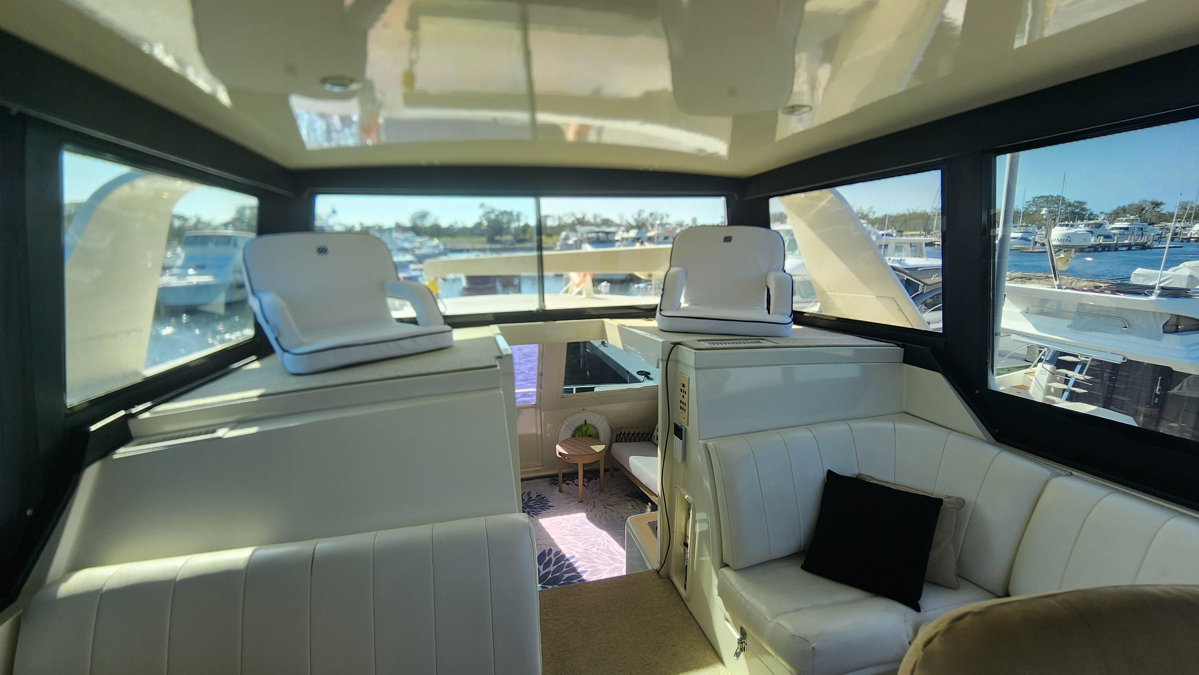 Hatteras-52 Cockpit Motor Yacht 1990-Hatt Trick FL-US-9756531 | Thumbnail