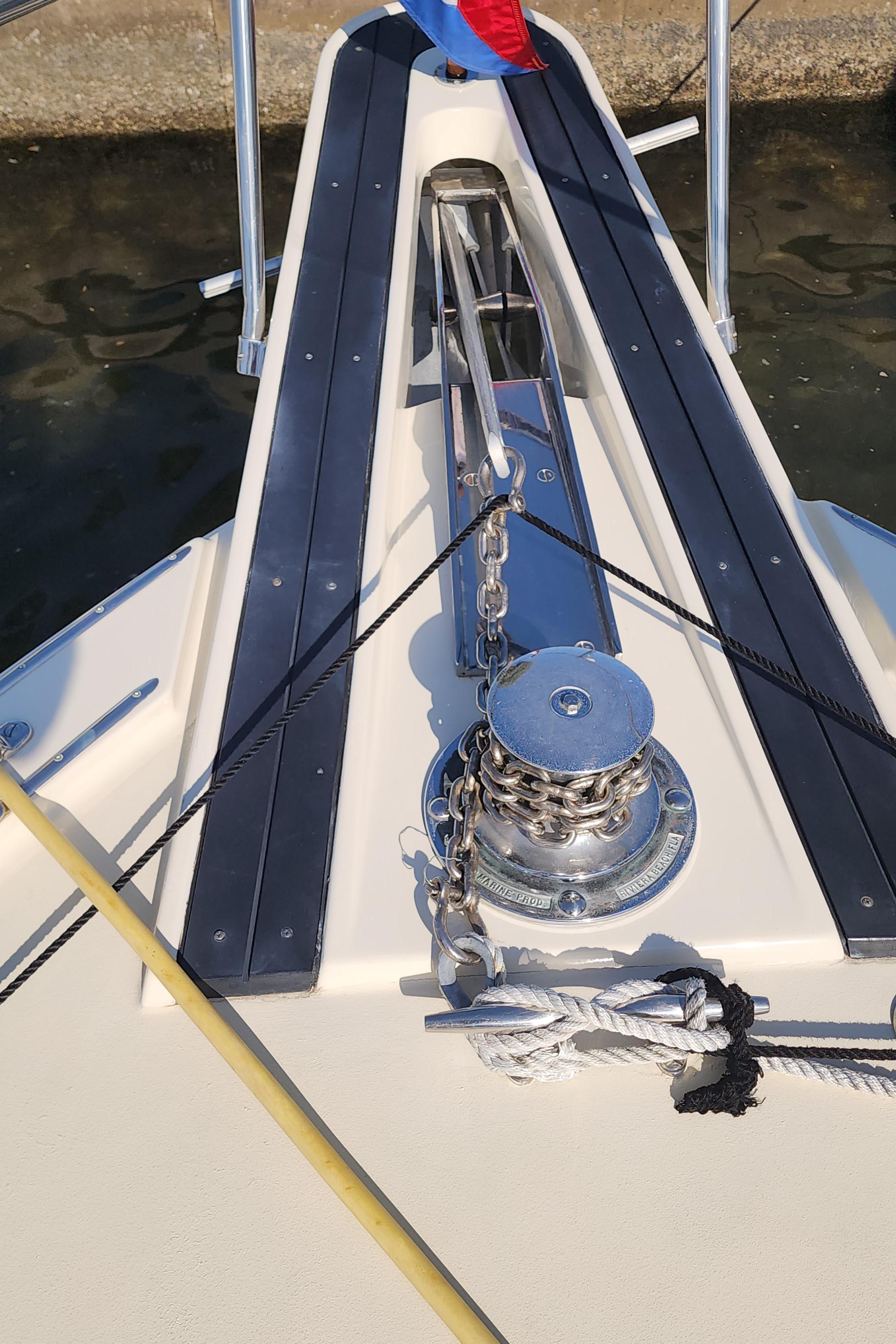 Hatteras-52 Cockpit Motor Yacht 1990-Hatt Trick FL-US-9756531 | Thumbnail