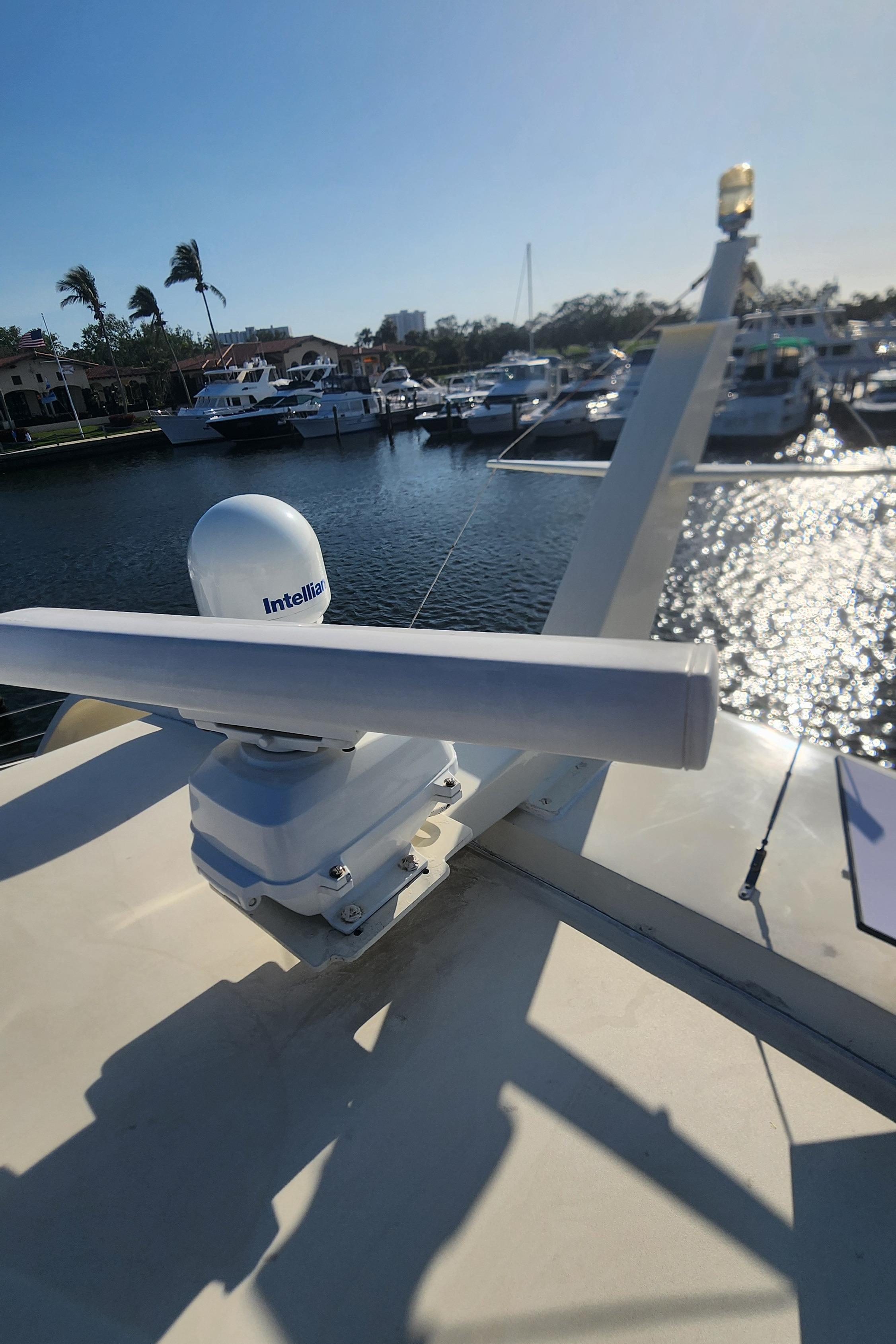 Hatteras-52 Cockpit Motor Yacht 1990-Hatt Trick FL-US-9756531 | Thumbnail