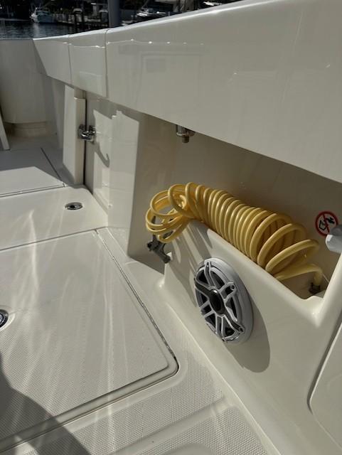 2023-seavee-open-fisherman-3702-power-9866535-20250710081715665-1